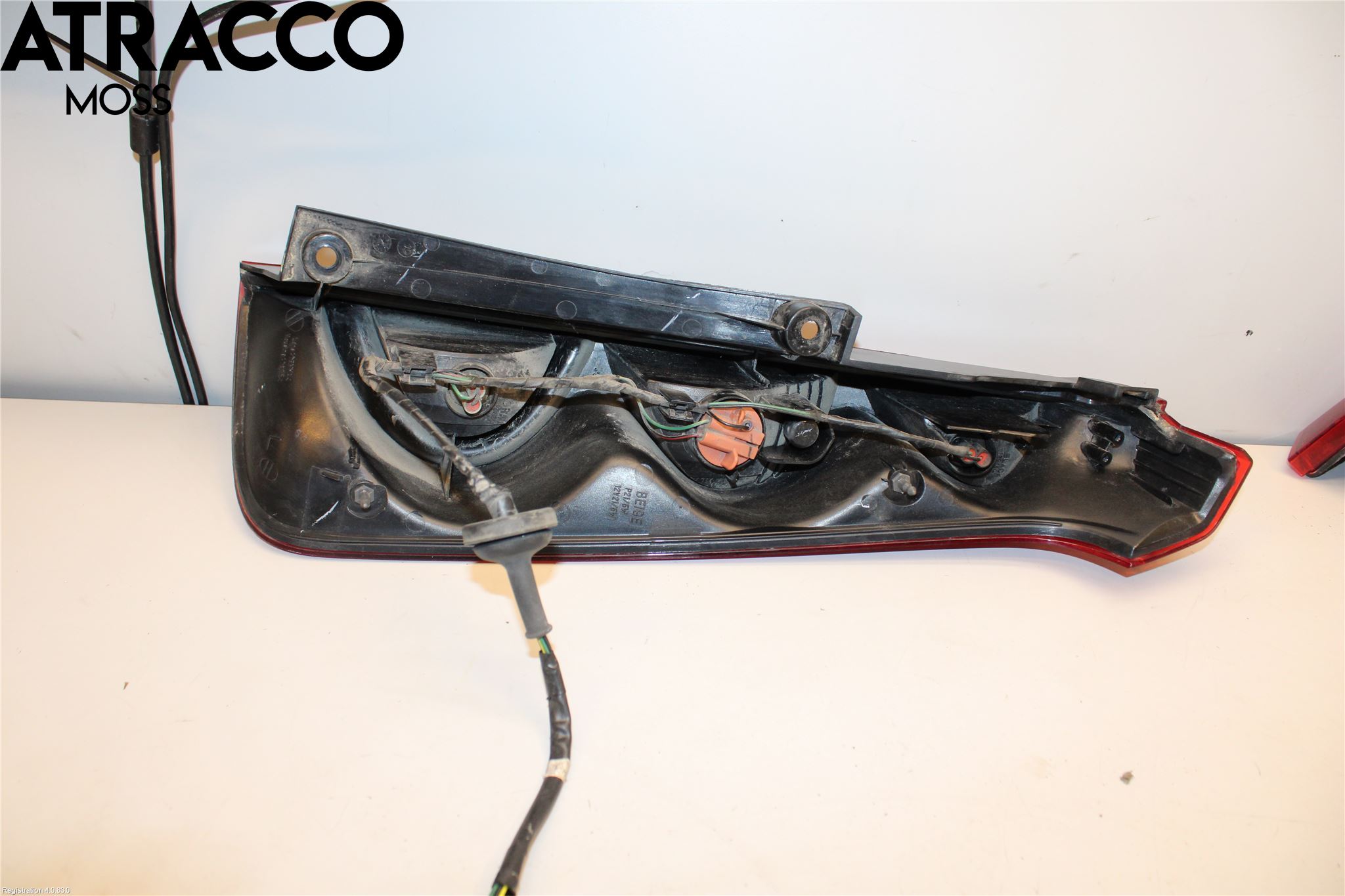 Nissan NOTE E11 06-14 Baklykt Venstre