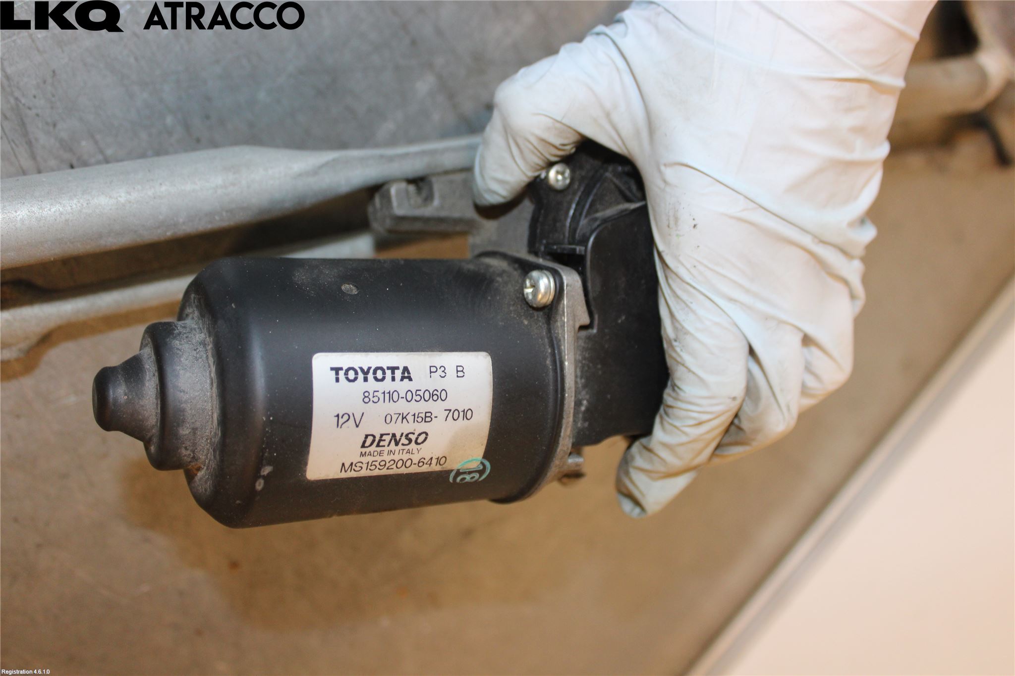 Toyota AVENSIS 07-08 Viskermotor Frontrute