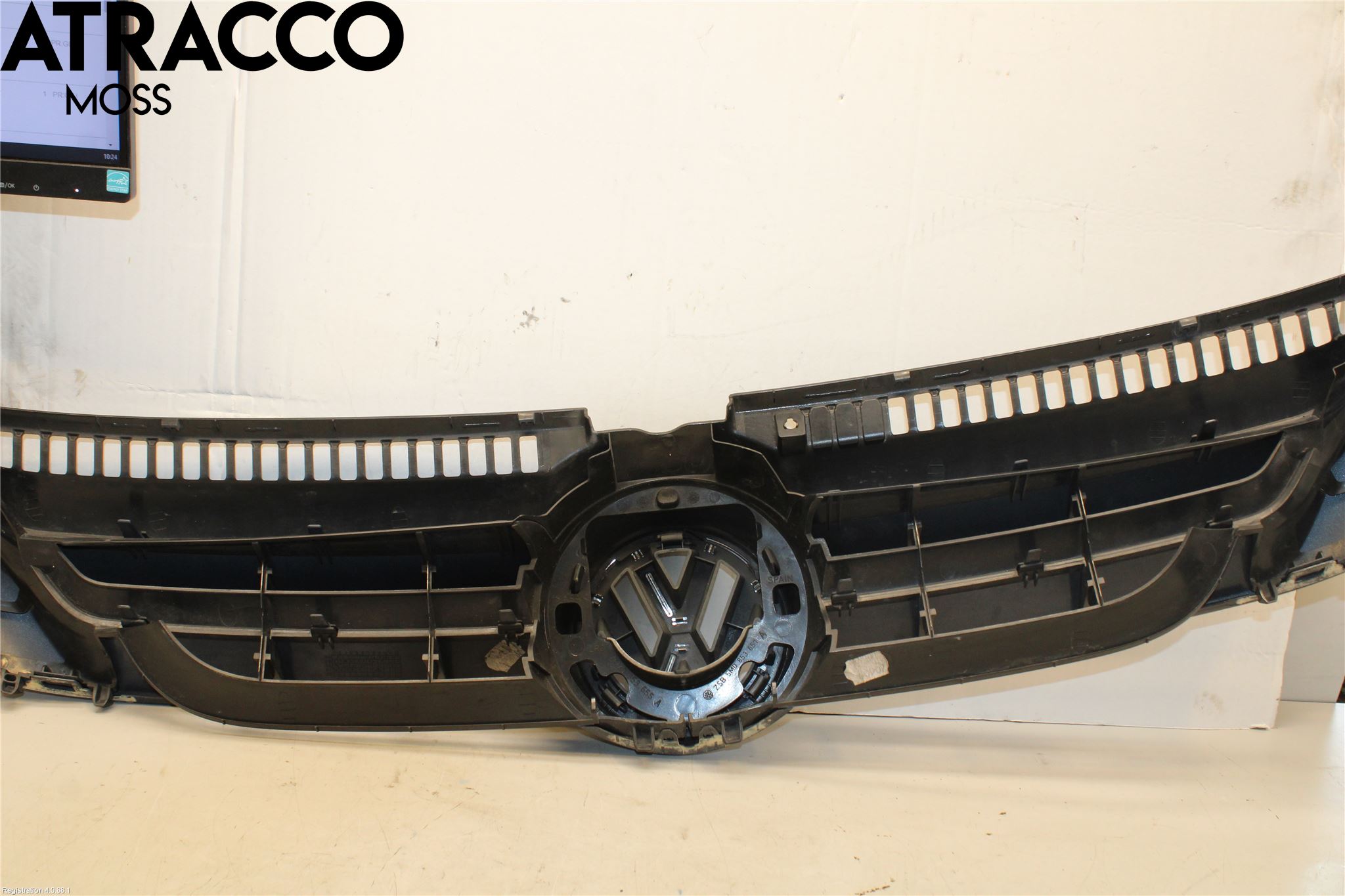 Volkswagen VW GOLF PLUS/CROSS GOLF 04-14 Grill Komplett