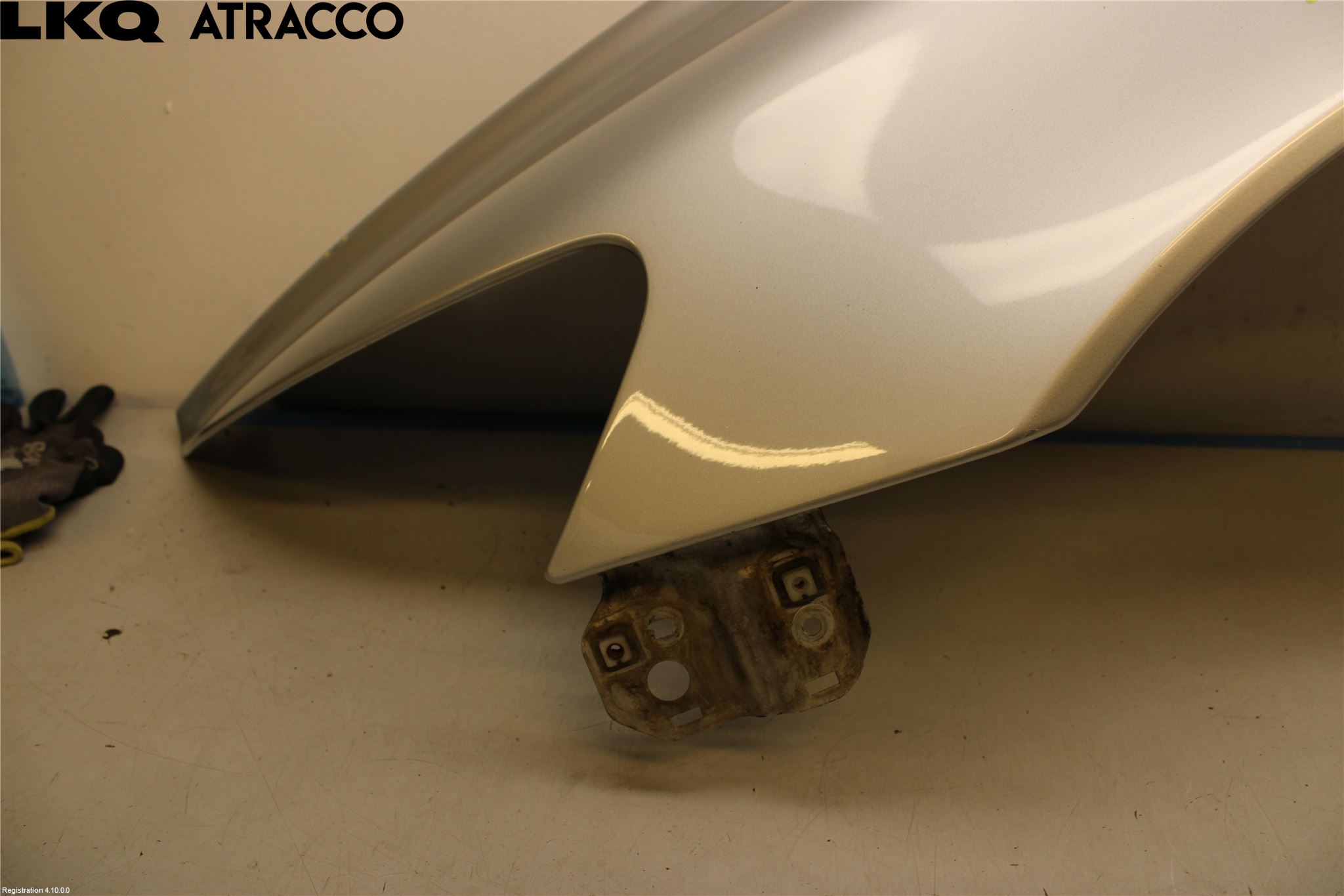 Volvo V50 08-12 Skjerm Foran Venstre