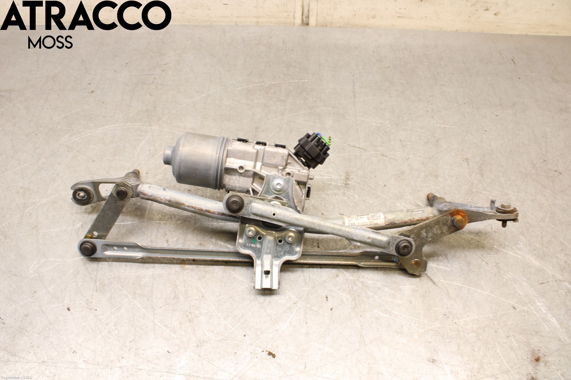 Peugeot PARTNER 08-15 Viskermotor Frontrute