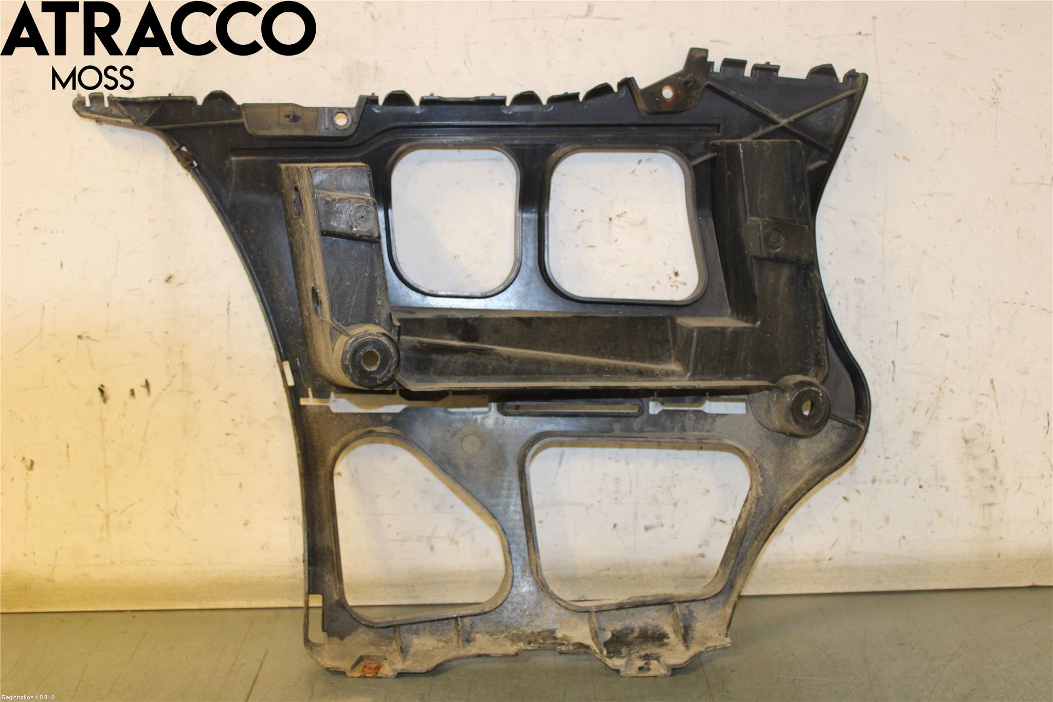 BMW 3 E90/91 SED/TOU 05-12 Støtfangerfeste Bak Høyre