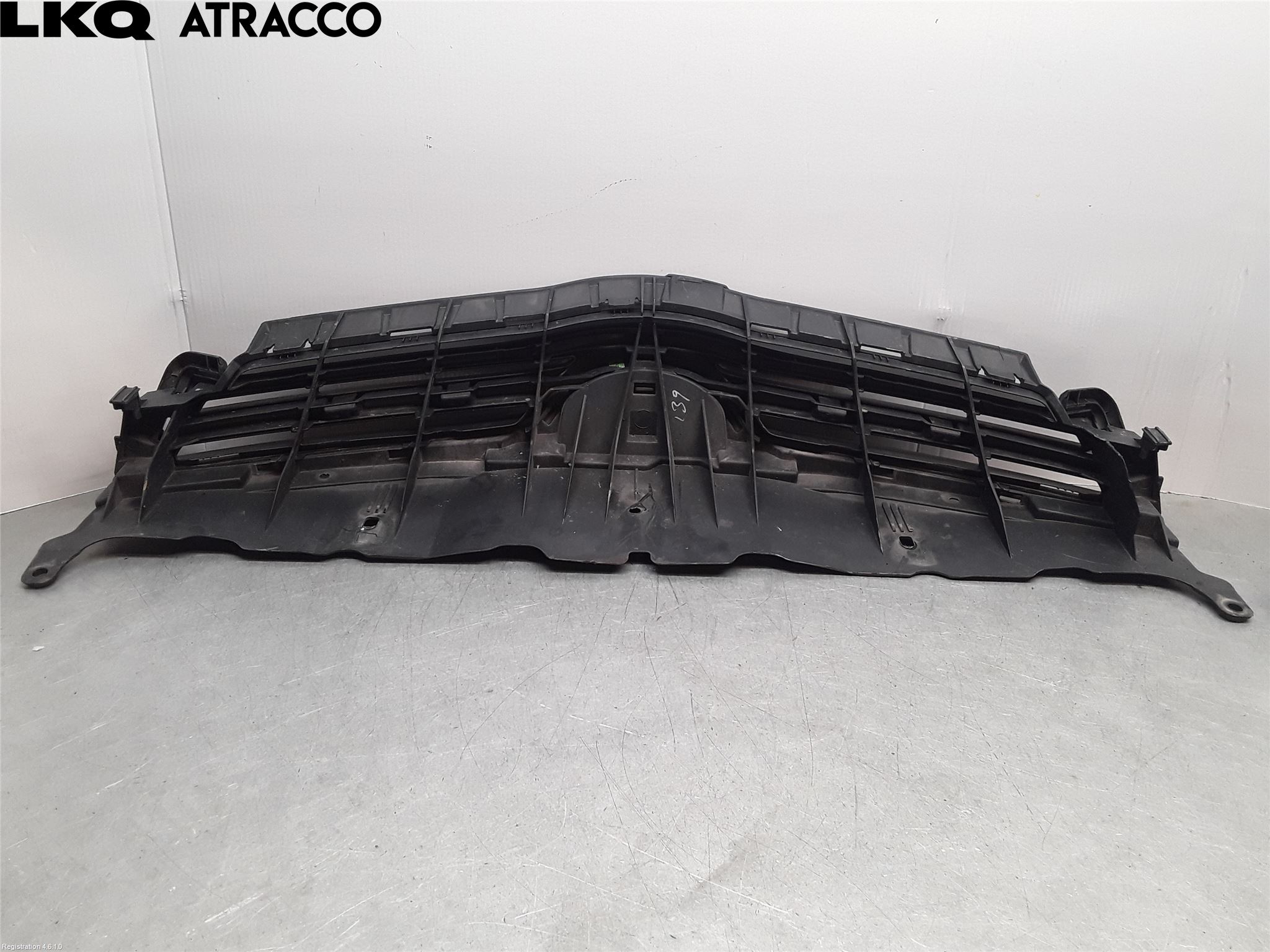 Toyota AURIS 10-12 Grilldel Midt