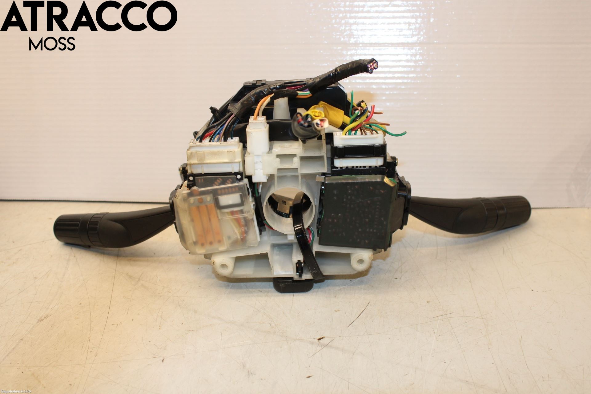 Subaru LEGACY    04-06 Bryter Ratt Kombi H Og V