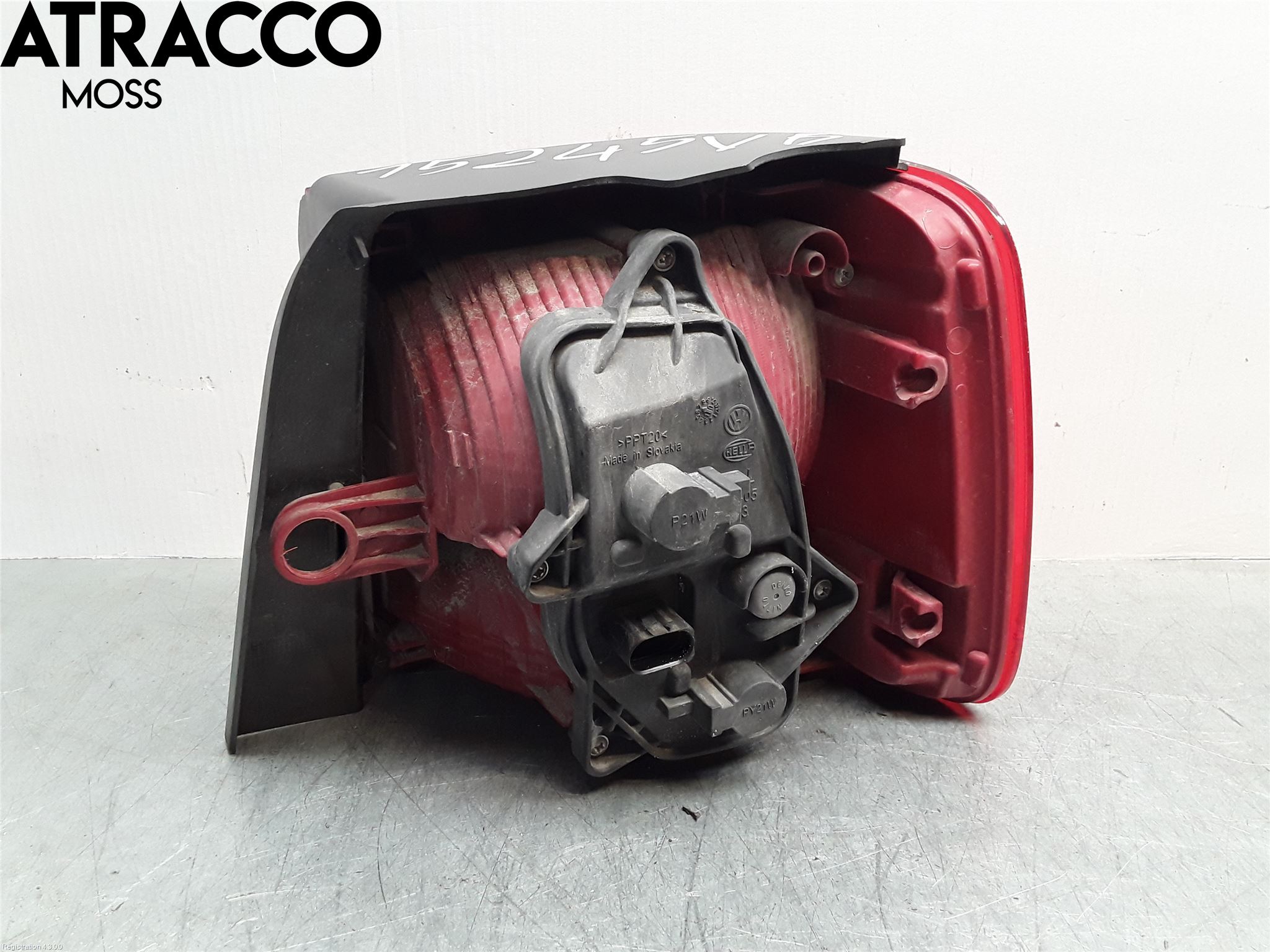 Volkswagen VW TOURAN 10-15 Baklykt Venstre