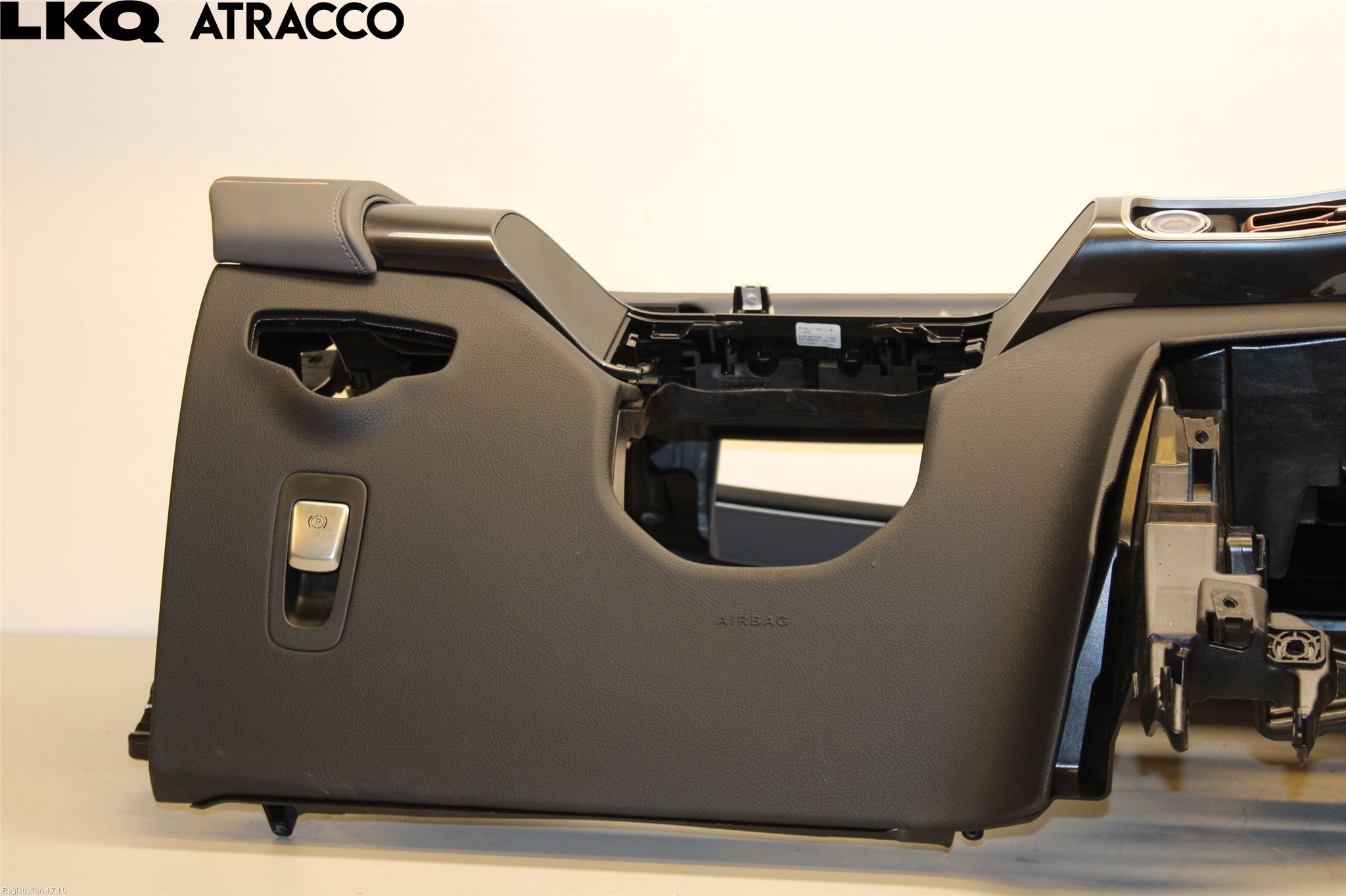 Mercedes-Benz MB EQC (N293) 20- Dashbord