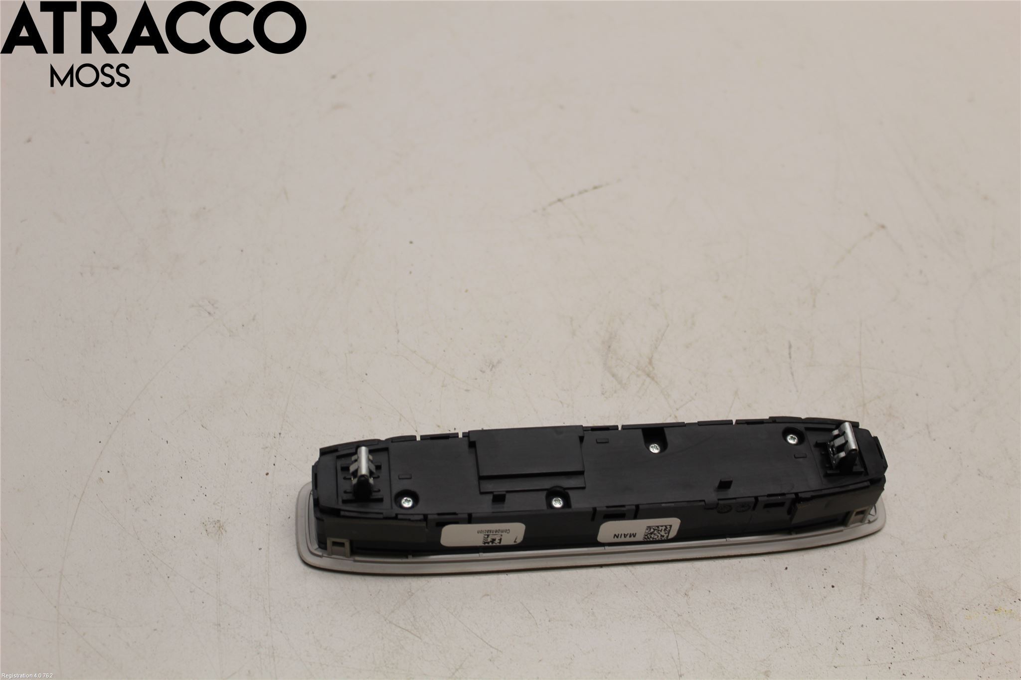 Tesla MODEL 3 17- Innr Taklys