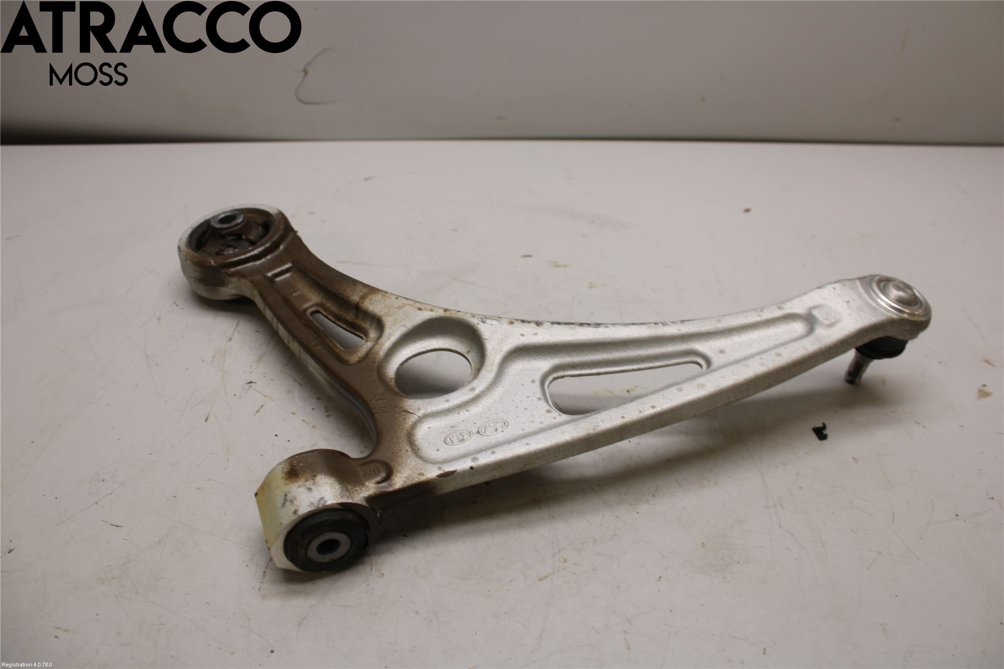 Hyundai KONA/ELECTRIC OS 18-23 Bærearm Foran Høyre Nedre