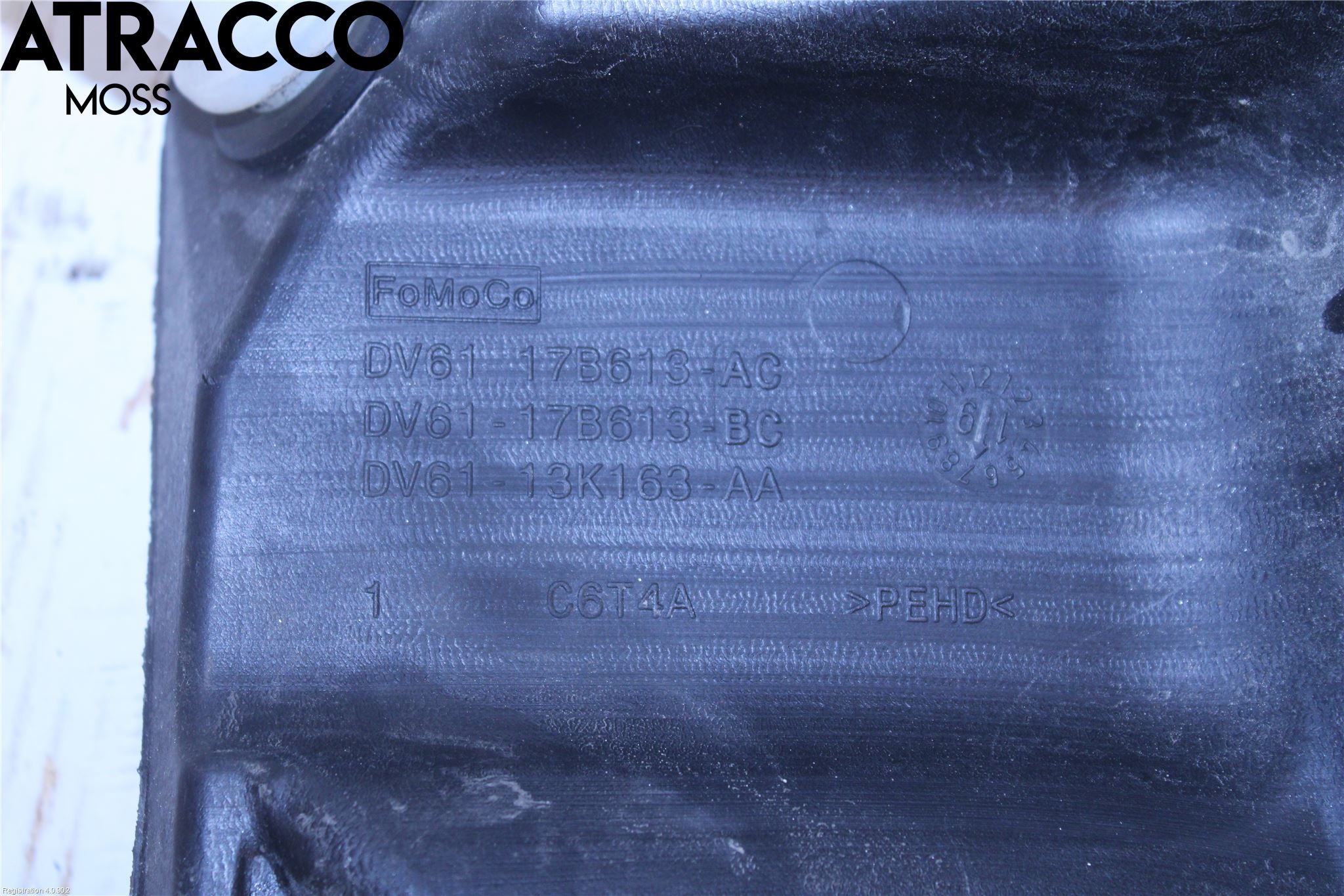 Ford TRANSIT/TOURNEO CONNECT 13-22 Spylerbeholder Frontrute