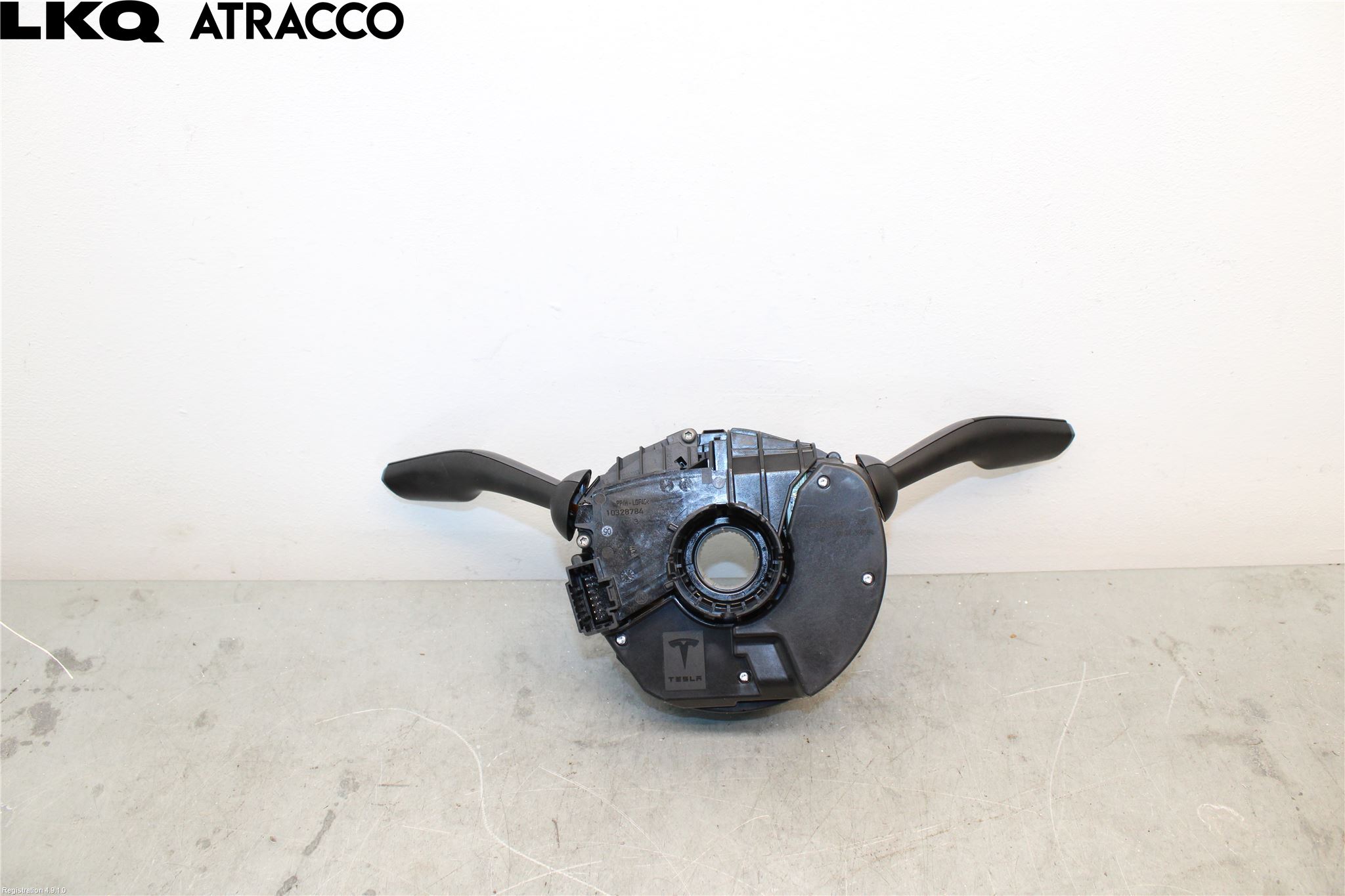 Tesla MODEL Y 21- Bryter Ratt Kombi H Og V