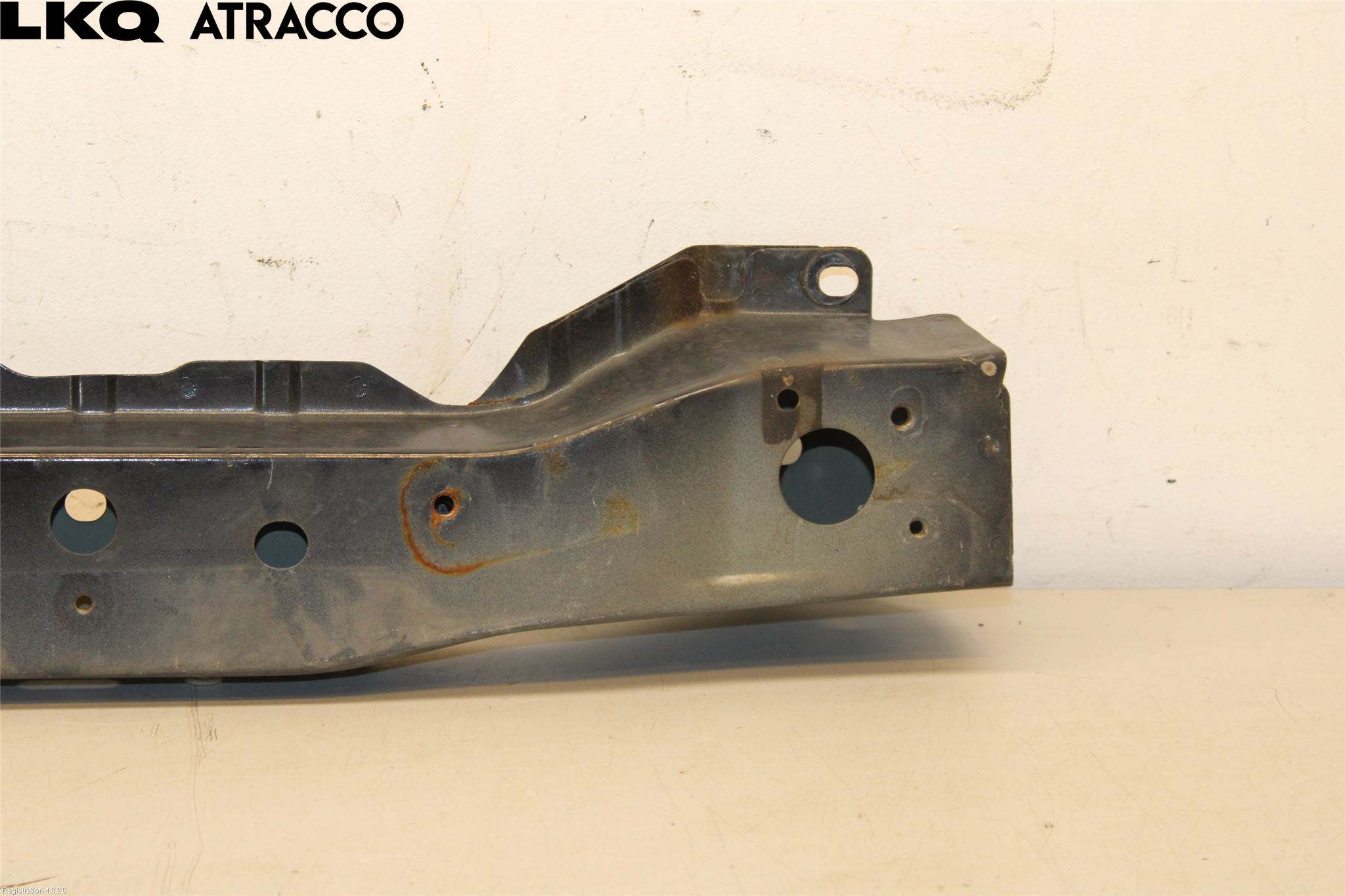 Nissan LEAF 18- Frontplate Nedre