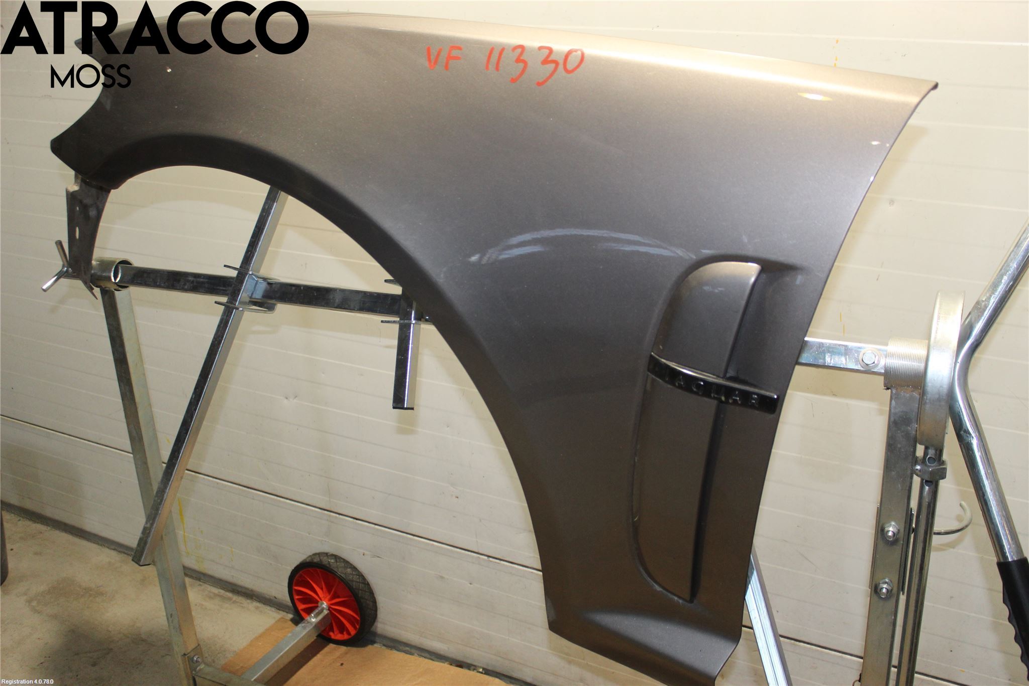 Jaguar XF 08-15 Skjerm Foran Venstre