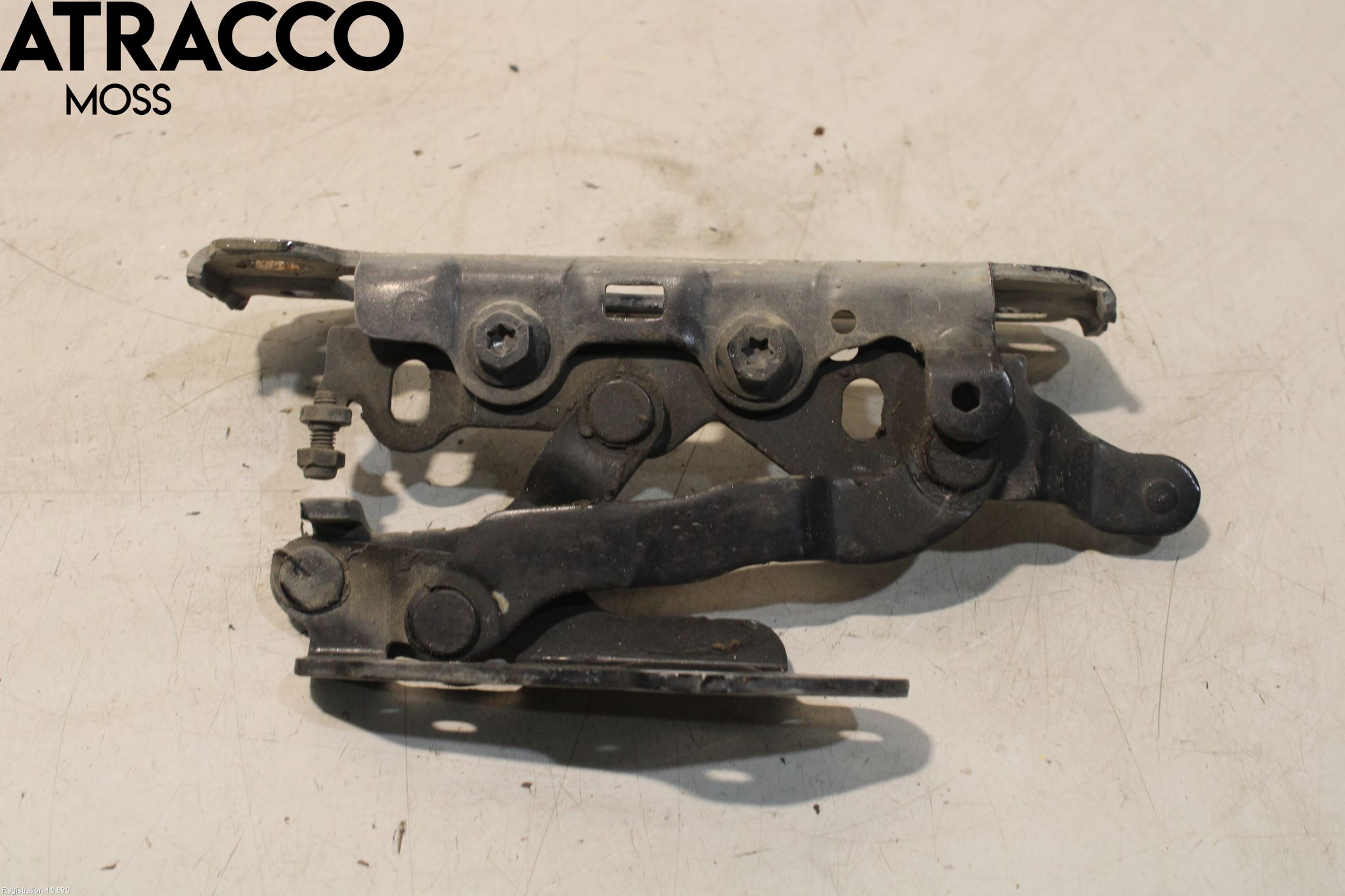 Mercedes-Benz MB C-KLASS (W204) 07-15 Panser Hengsel - Hengsler