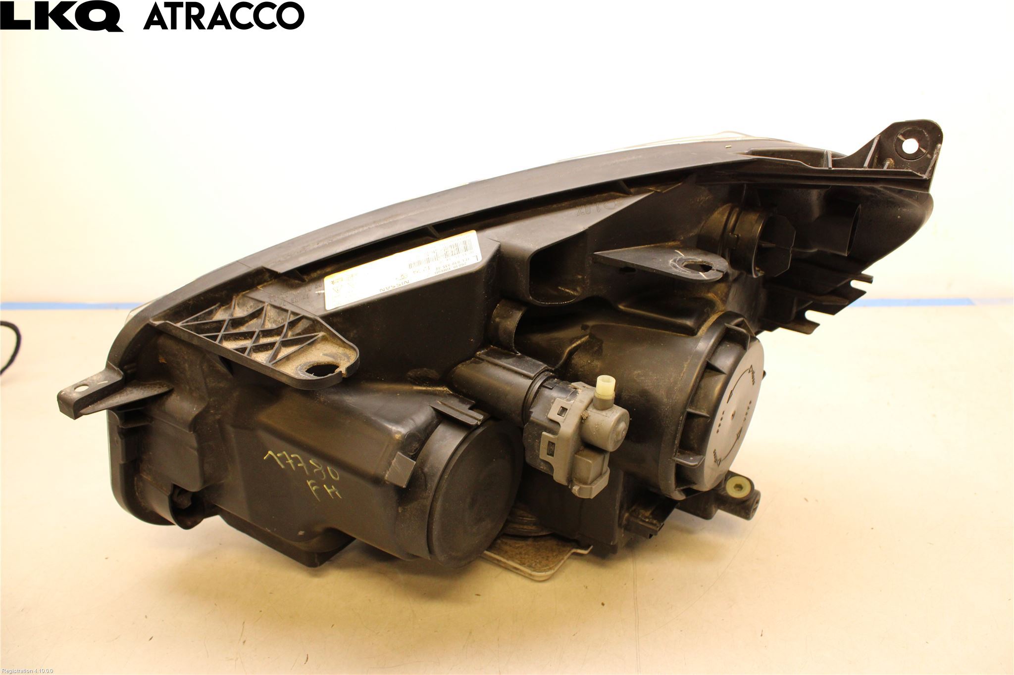 Nissan QASHQAI 10-14 Frontlykt Høyre