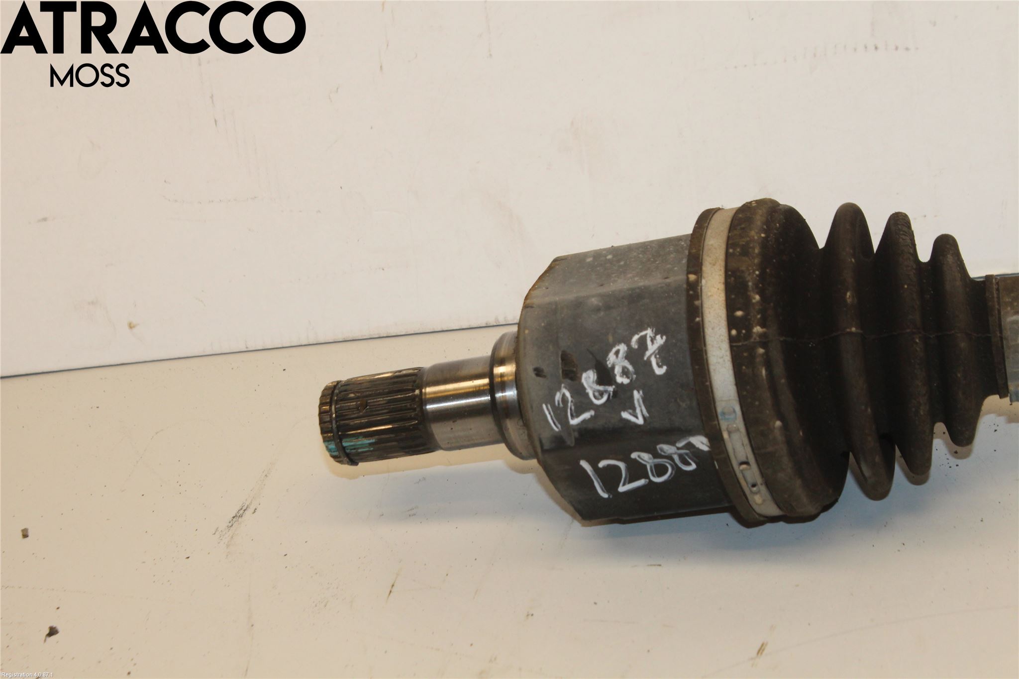 Hyundai i40 08-15 Drivaksel Foran Kompl Venstre