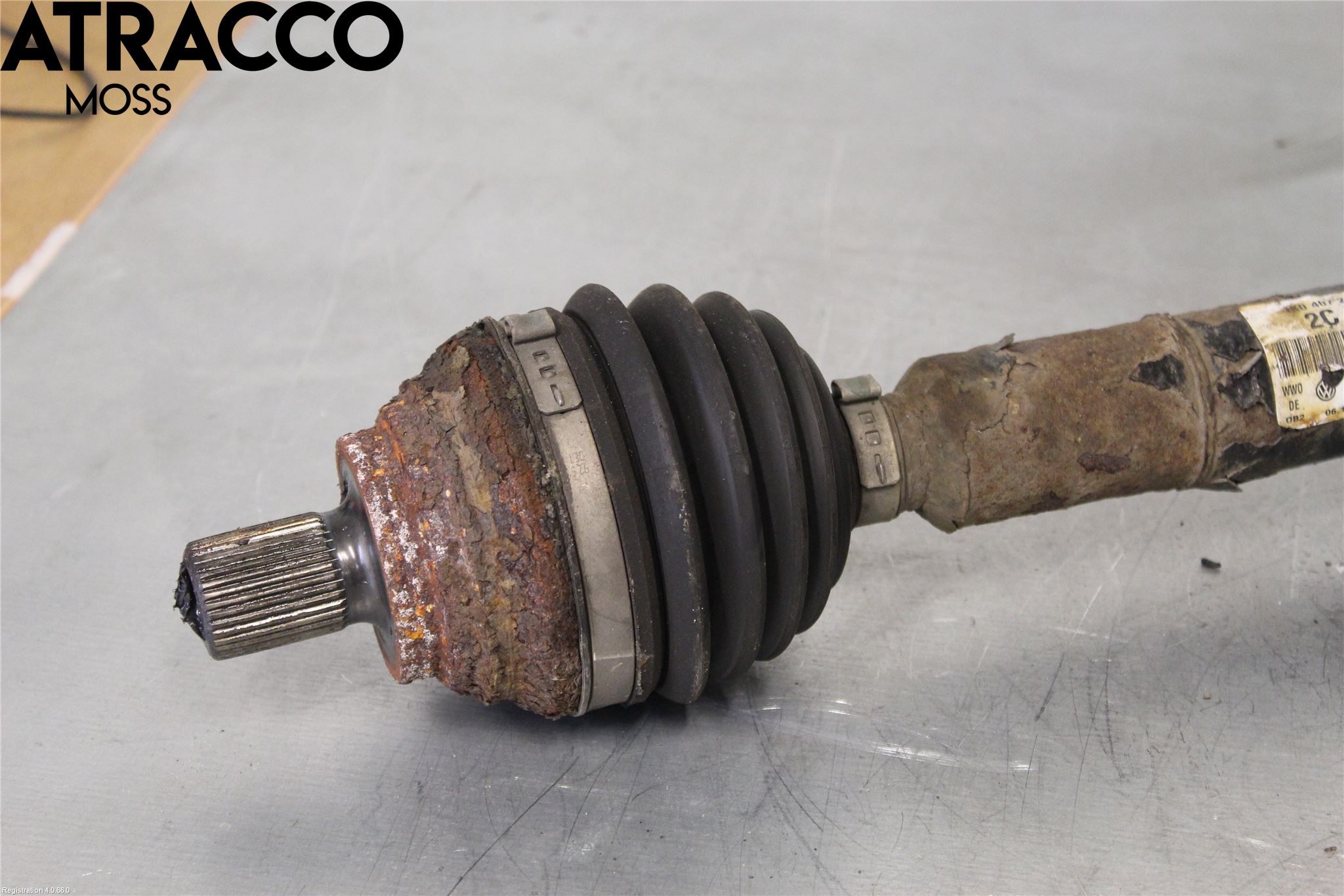 Volkswagen VW GOLF VI 09-13 Drivaksel Foran Kompl Høyre