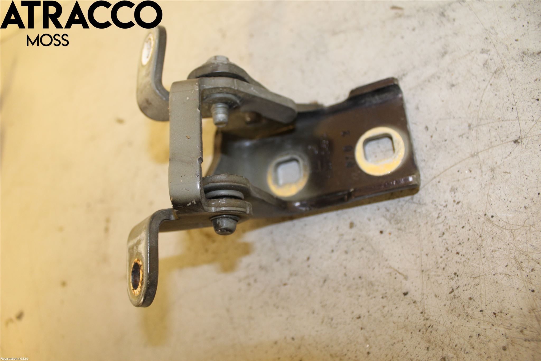 Opel INSIGNIA 09-16 Dørhengsel