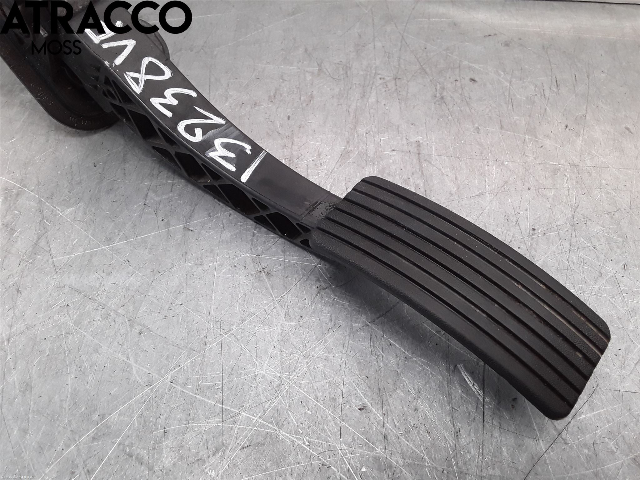 Mitsubishi OUTLANDER 07-12 Pedal Gas-Brems-Clutch