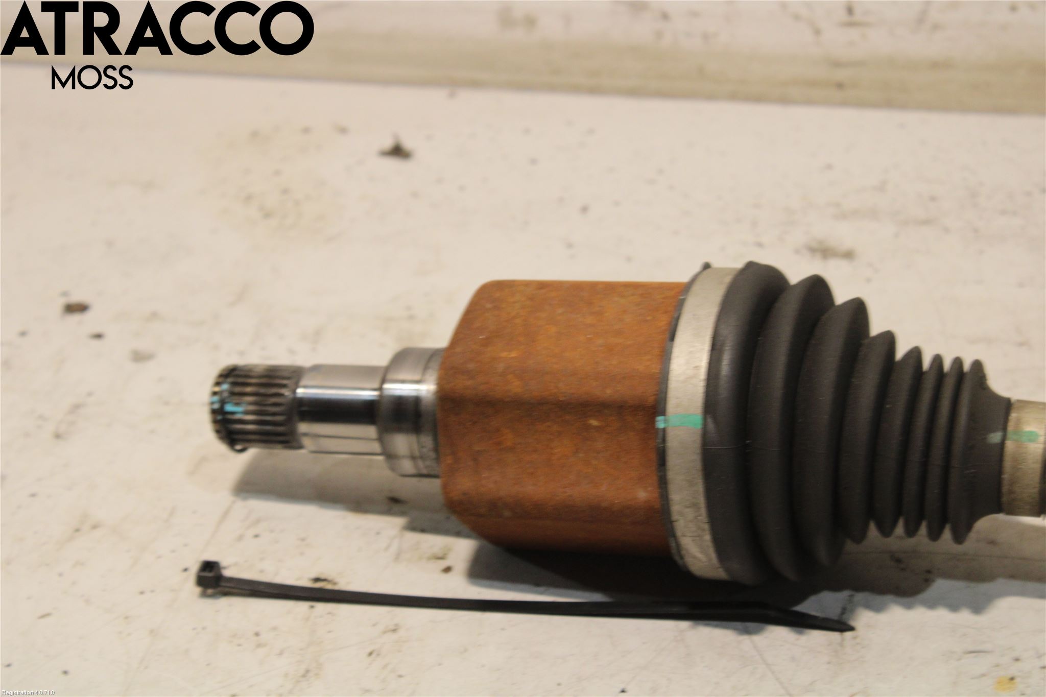 Volvo V40 12-19 Drivaksel Foran Kompl Venstre