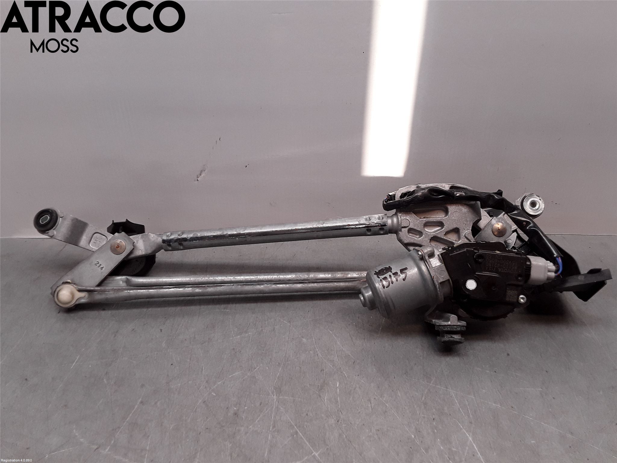 Toyota RAV4 13-18 Viskermotor Frontrute