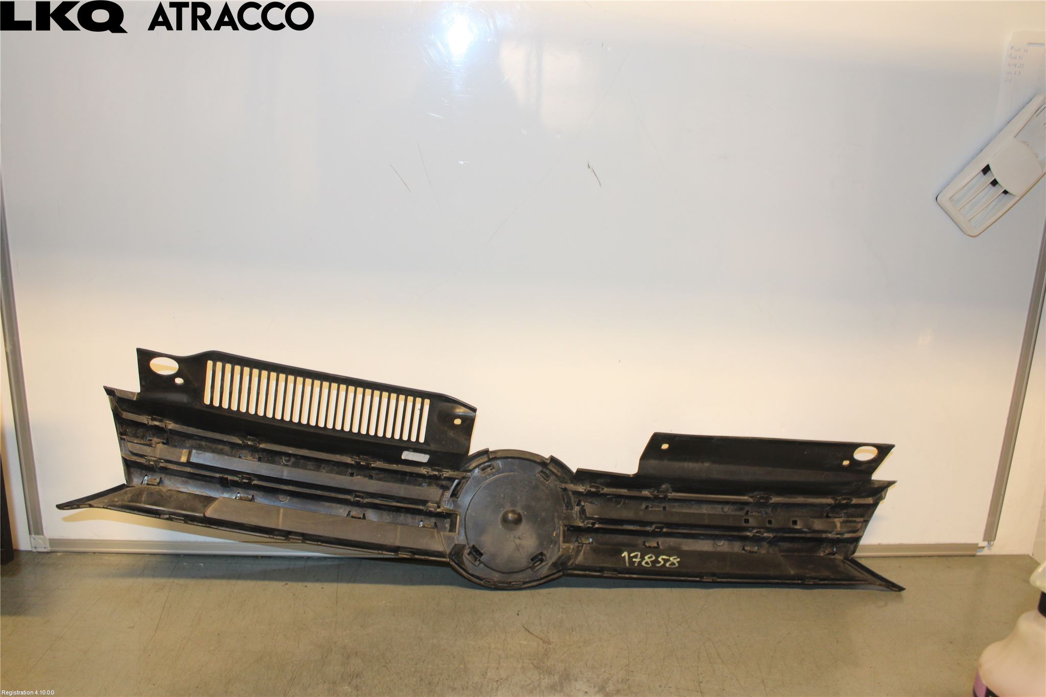 Volkswagen VW GOLF VI 09-13 Grill Komplett