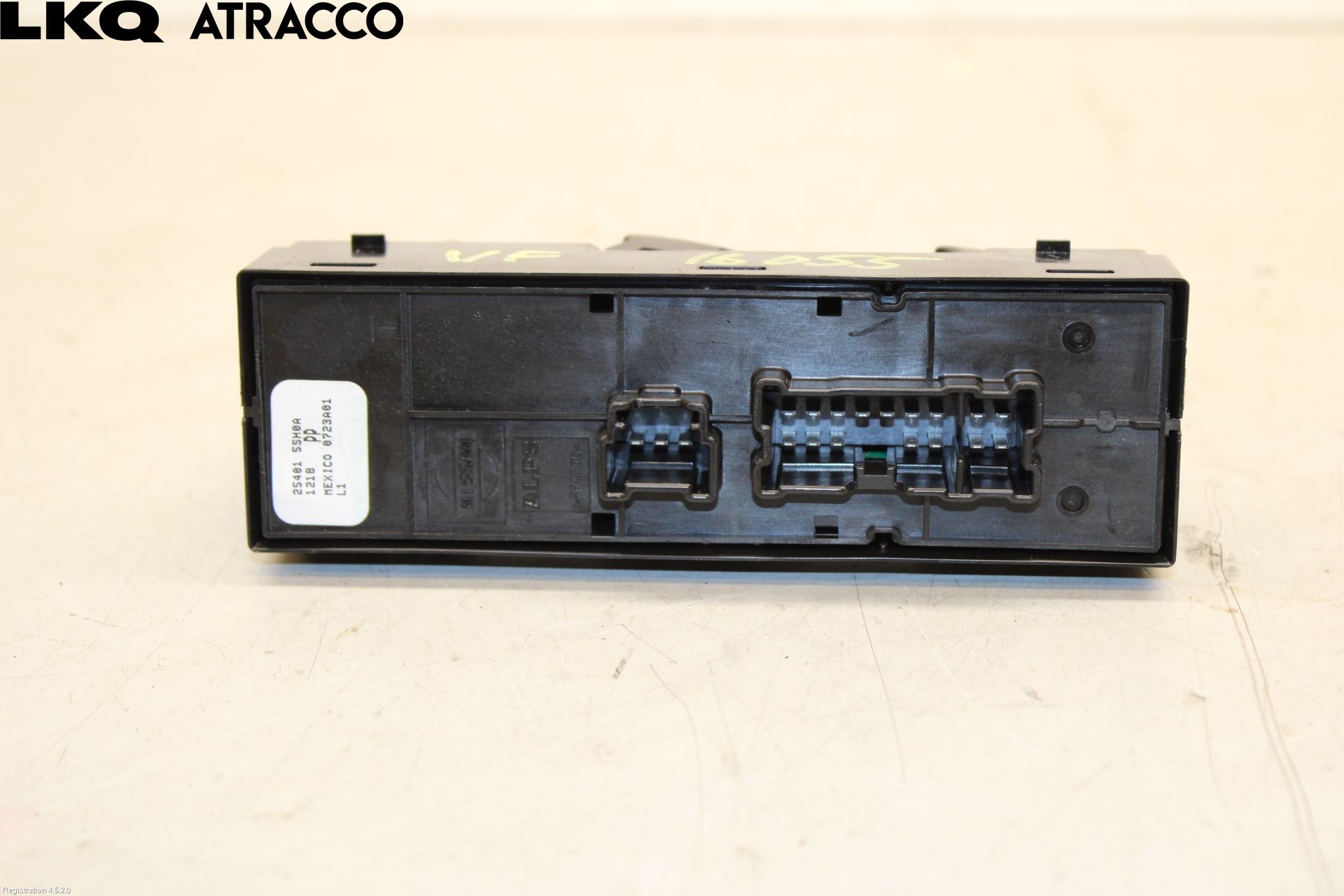 Nissan LEAF 18- Bryter Vindusheis