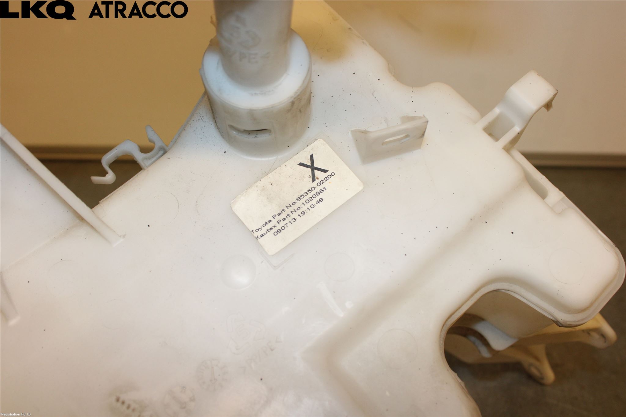 Toyota AURIS 13-19 Spylerbeholder Frontrute