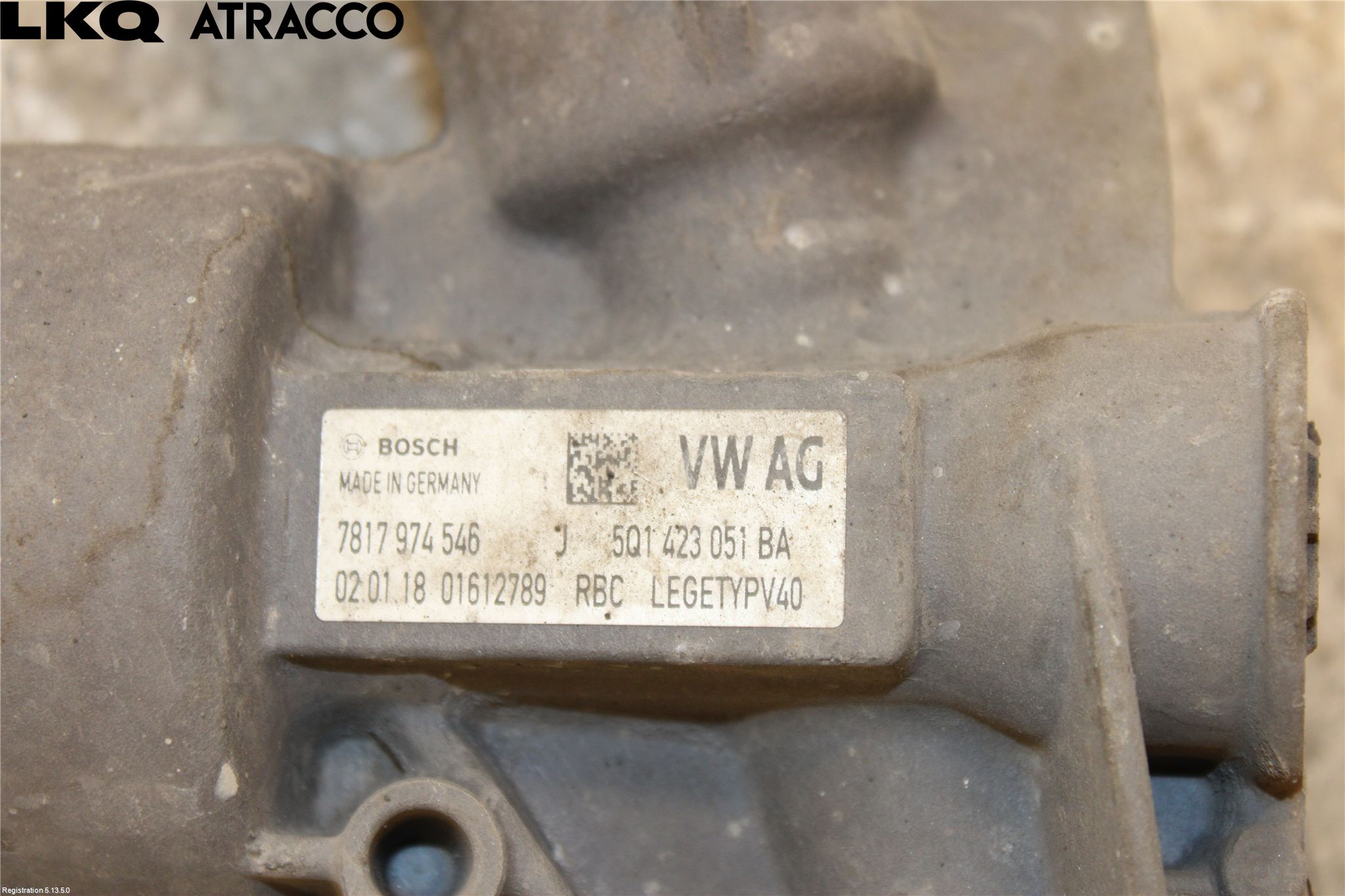 Volkswagen VW GOLF / E-GOLF VII 13-20 Servo Snekke - Tannstang