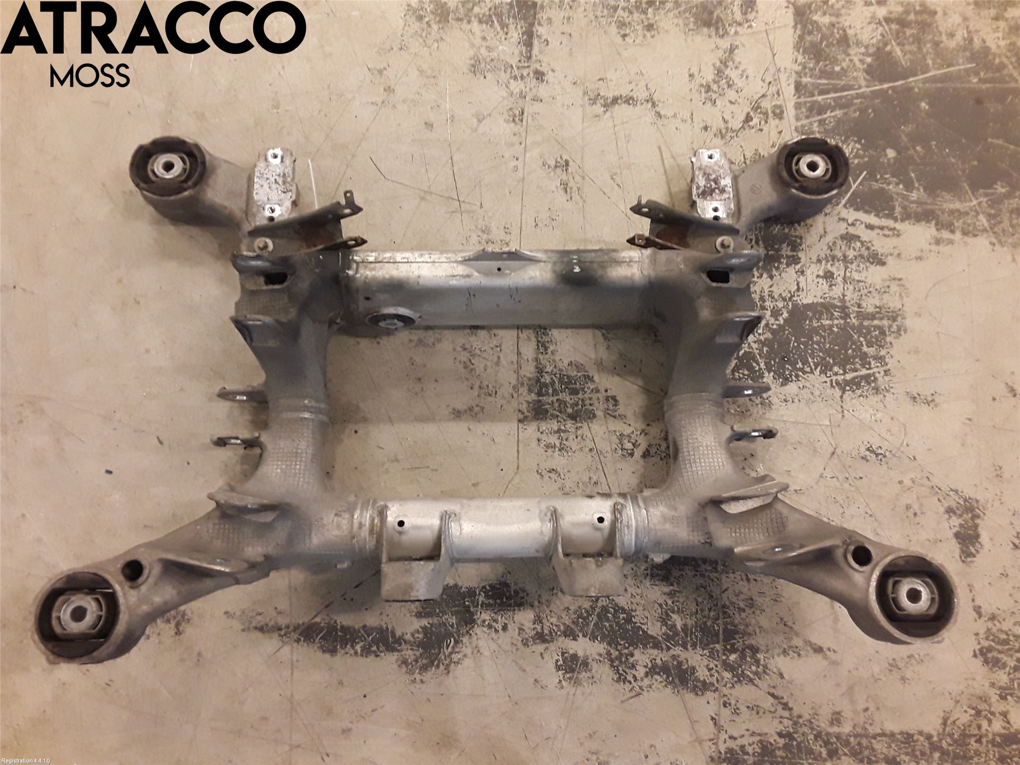 BMW 5 F10/F11/F18 09-17 Bakaksel Feste Travers-Ramme