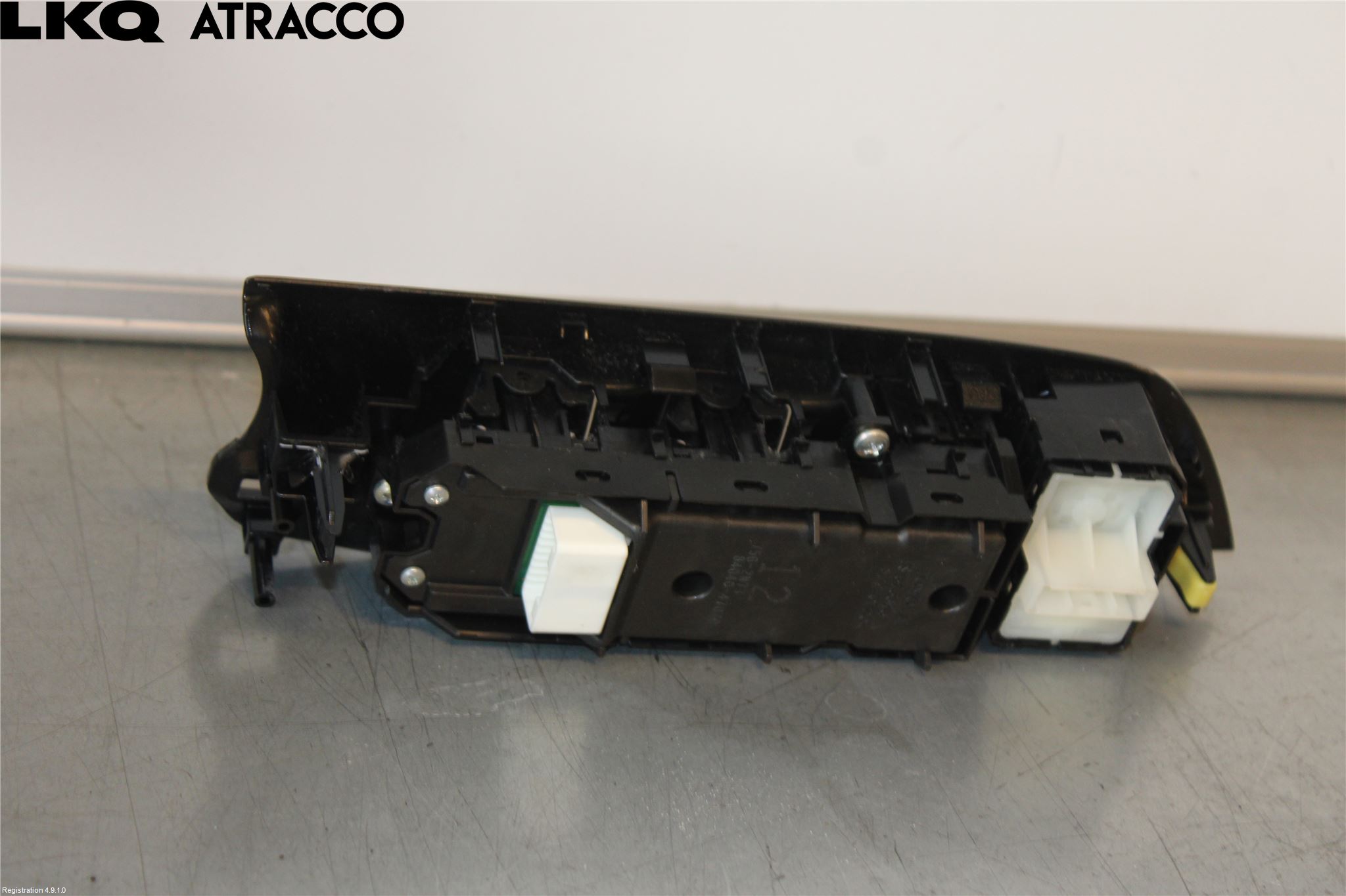 Toyota PRIUS (ZVW50) 16-21 Bryter Vindusheis