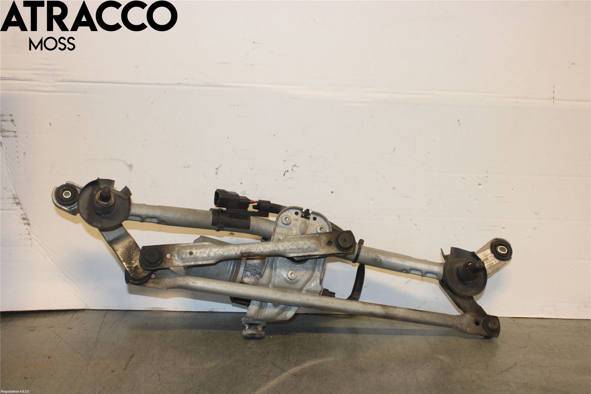 Toyota AVENSIS 09-15 Viskermotor Frontrute