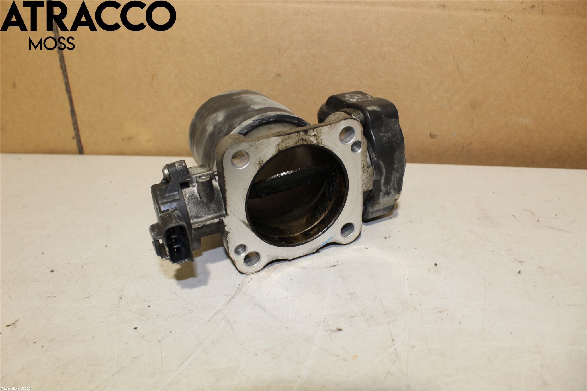 Toyota HI-ACE 06-12 Inns Spjeldhus