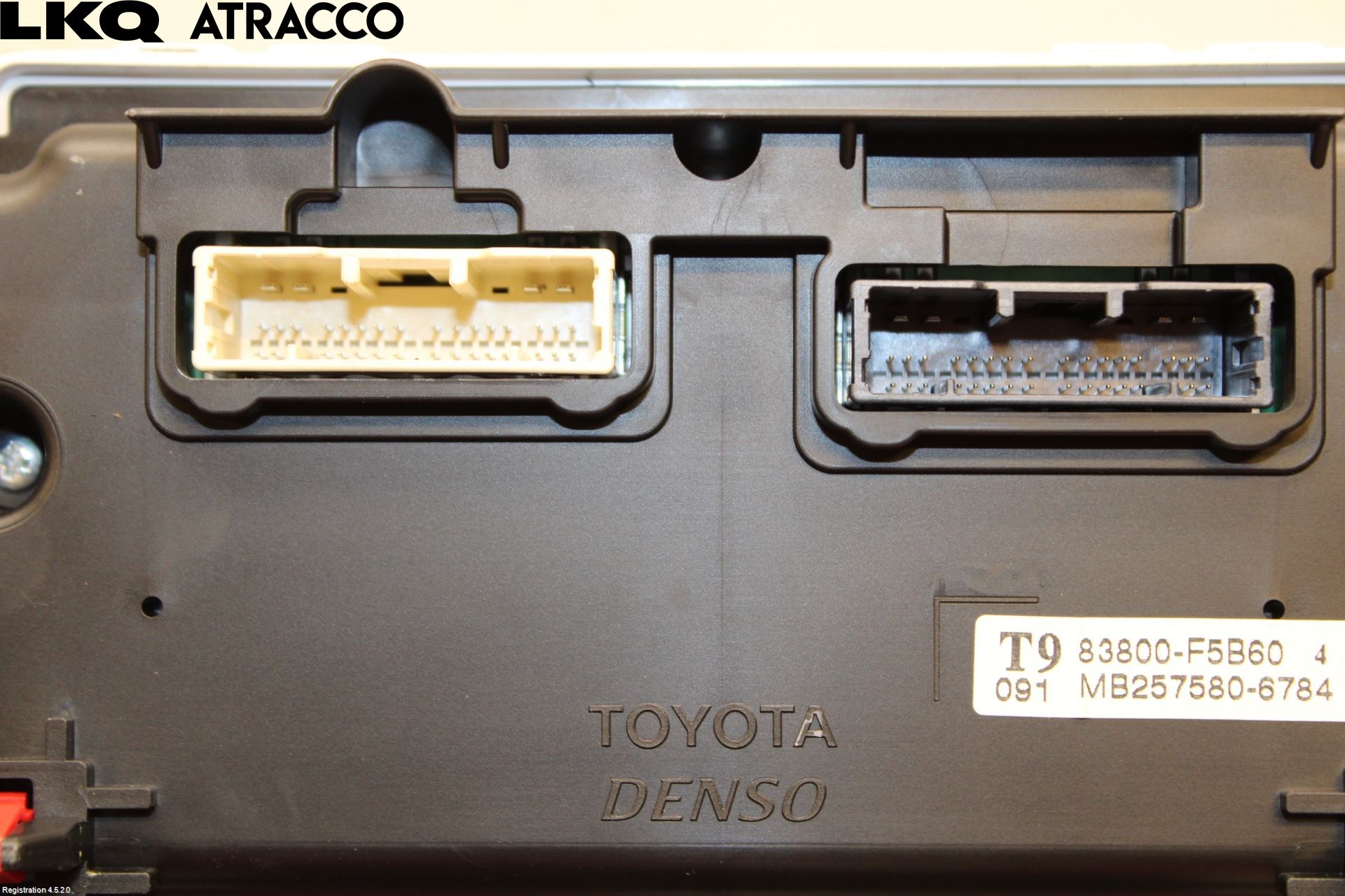 Toyota YARIS CROSS XP21 21- Instr Kombinert