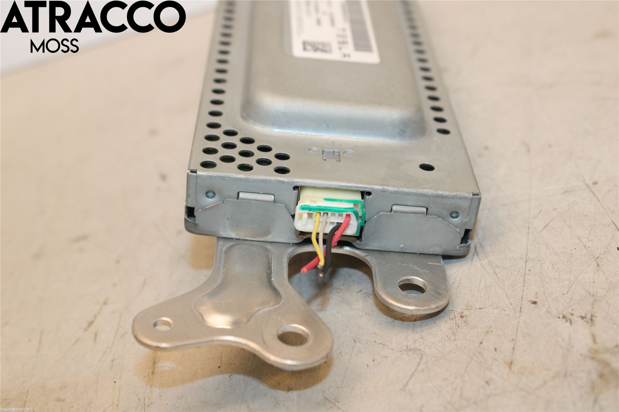 Tesla MODEL 3 17- Stereo Antenneforsterker