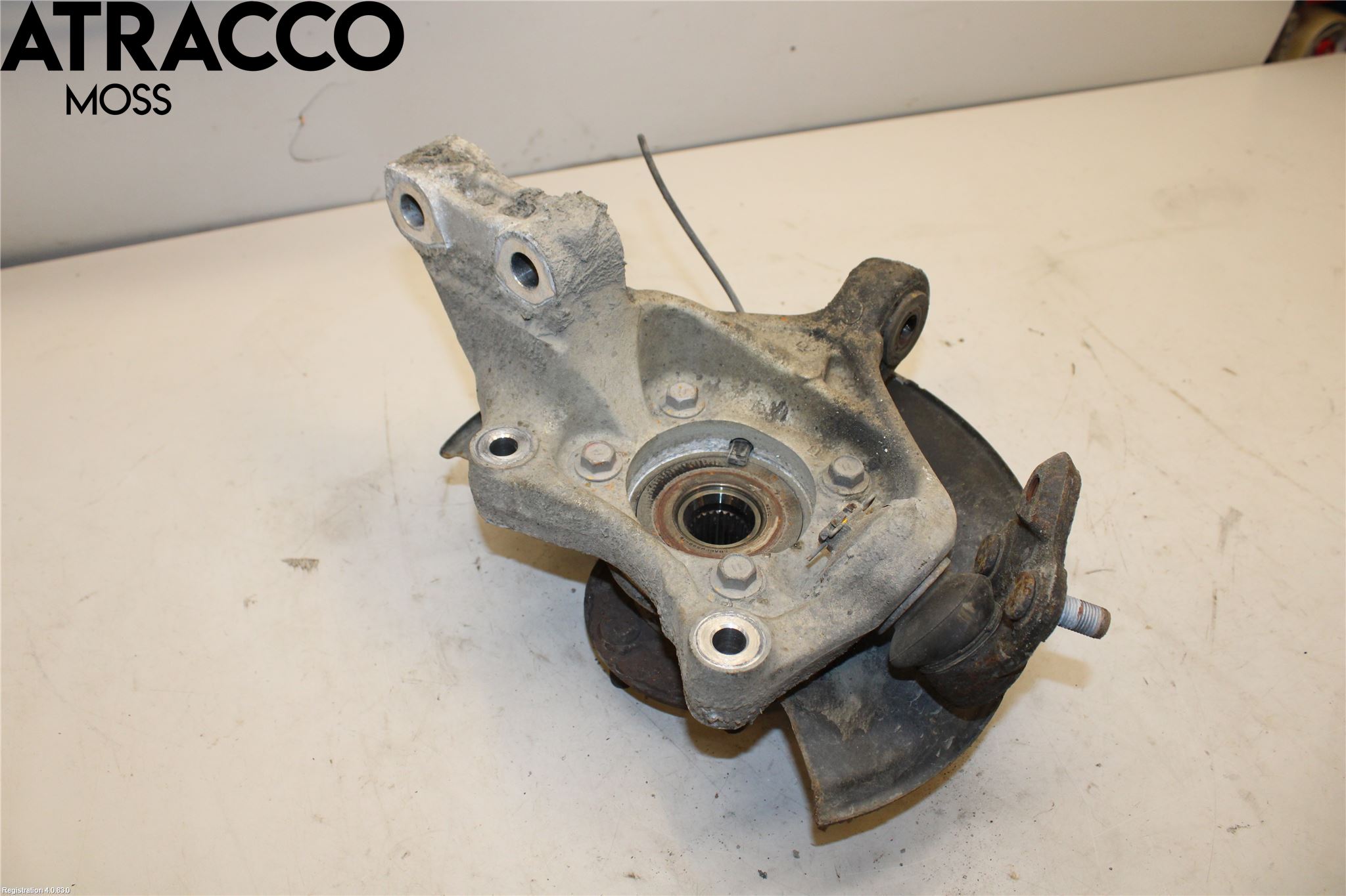 Toyota PRIUS ZVW30 09-20 Spindel Hf