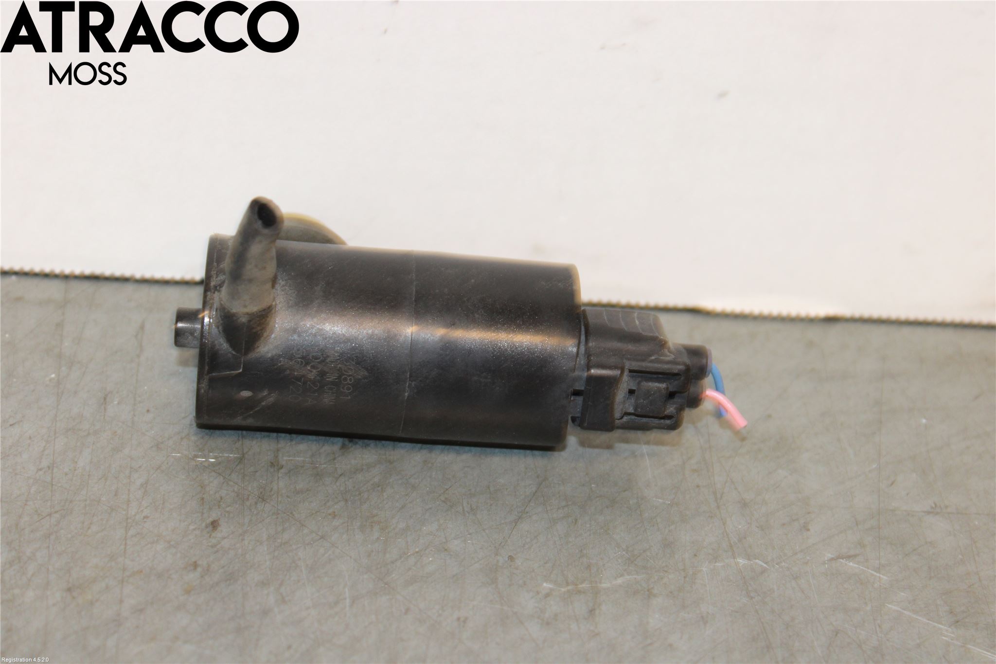 Toyota AURIS 10-12 Spylerpumpe Frontrute