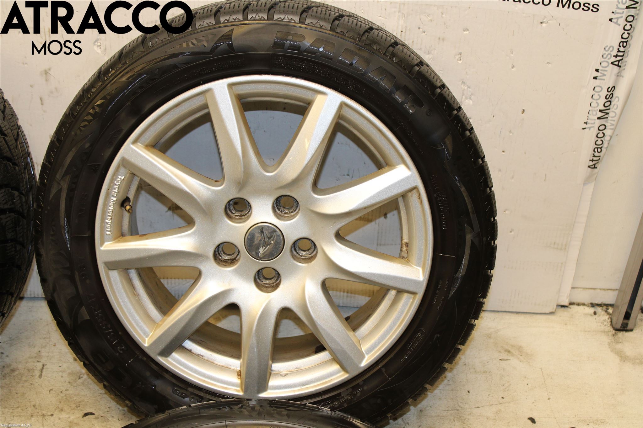 Toyota AVENSIS 09-15 Dekk Sommer På Alu Felg 4Stk