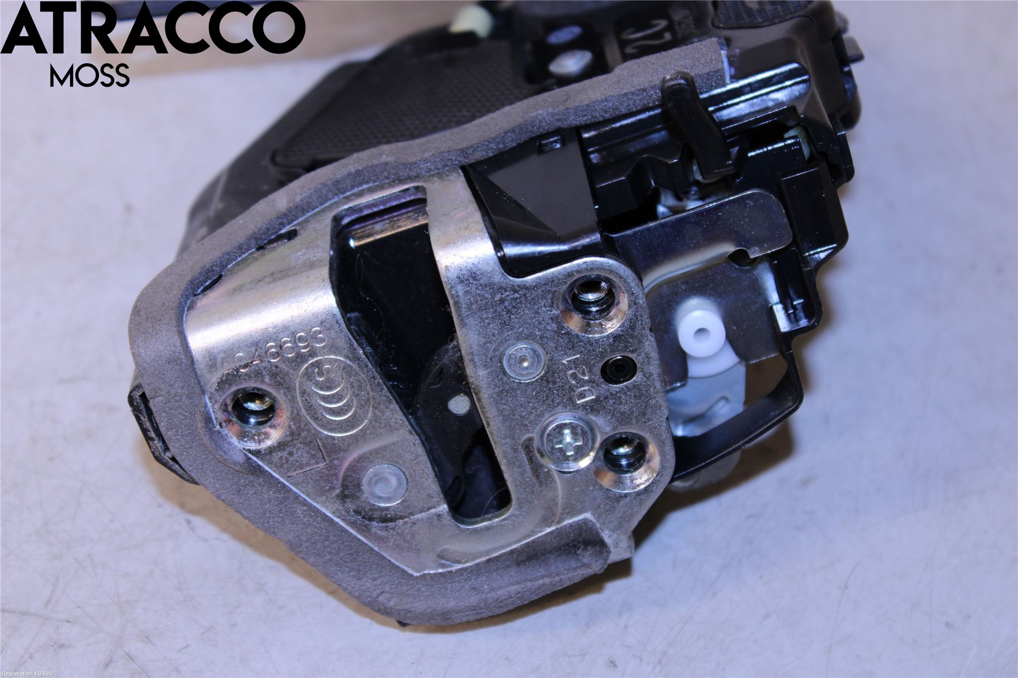 Toyota RAV4 13-18 Dørlås - Låsekasse