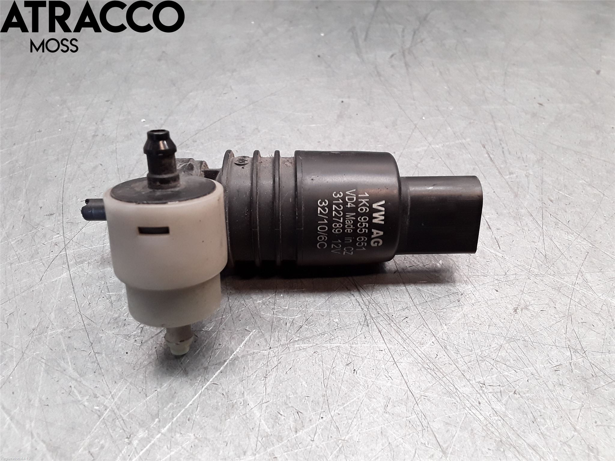 Volkswagen VW GOLF VI 09-13 Spylerpumpe Bakluke