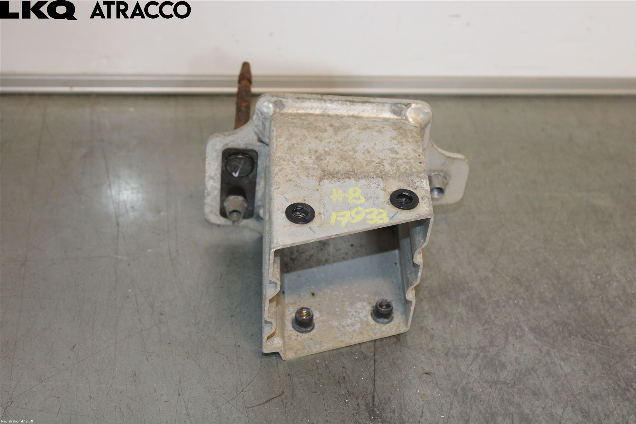 Hyundai IONIQ AE 17-22 Støtfanger Bak Feste