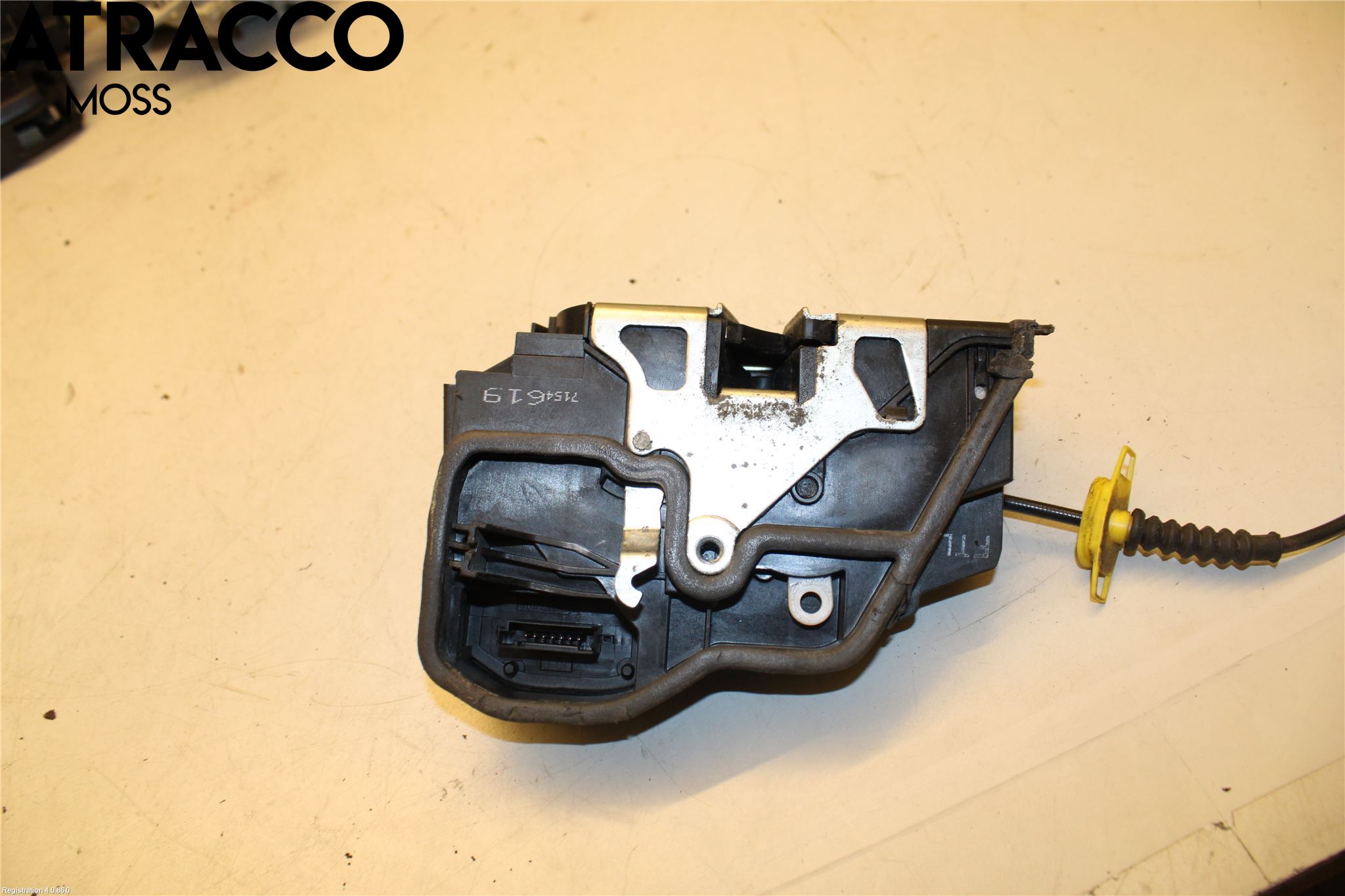 BMW 5 E60/61 Sed/Tou 02-10 Dørlås - Låsekasse