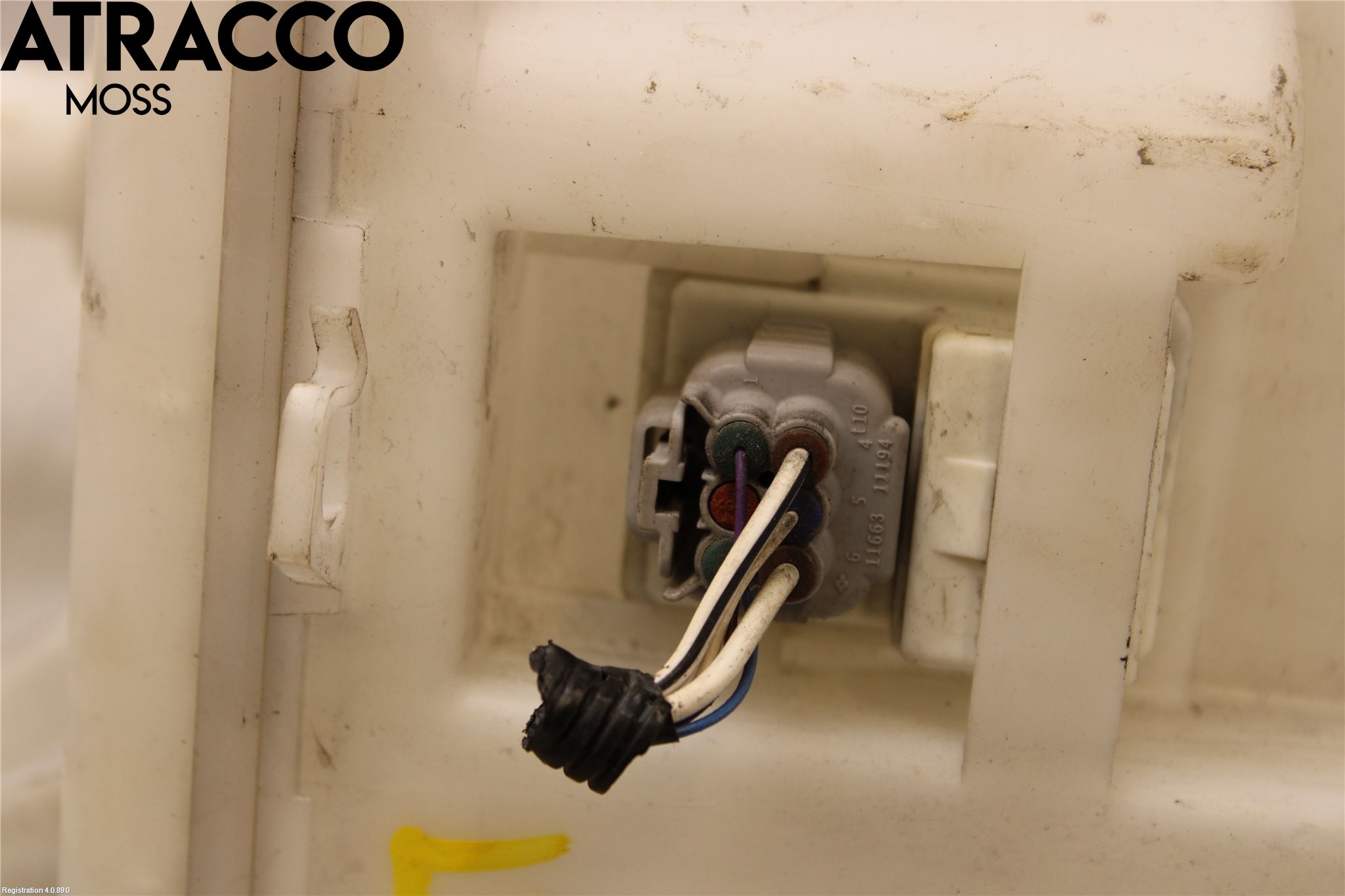 Toyota AURIS 13-19 Spylerbeholder Frontrute