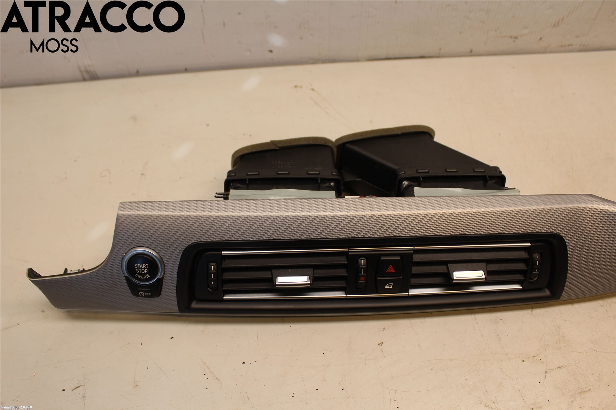BMW 5 F10/F11/F18 09-17 Dashbord Kanal - Dyse