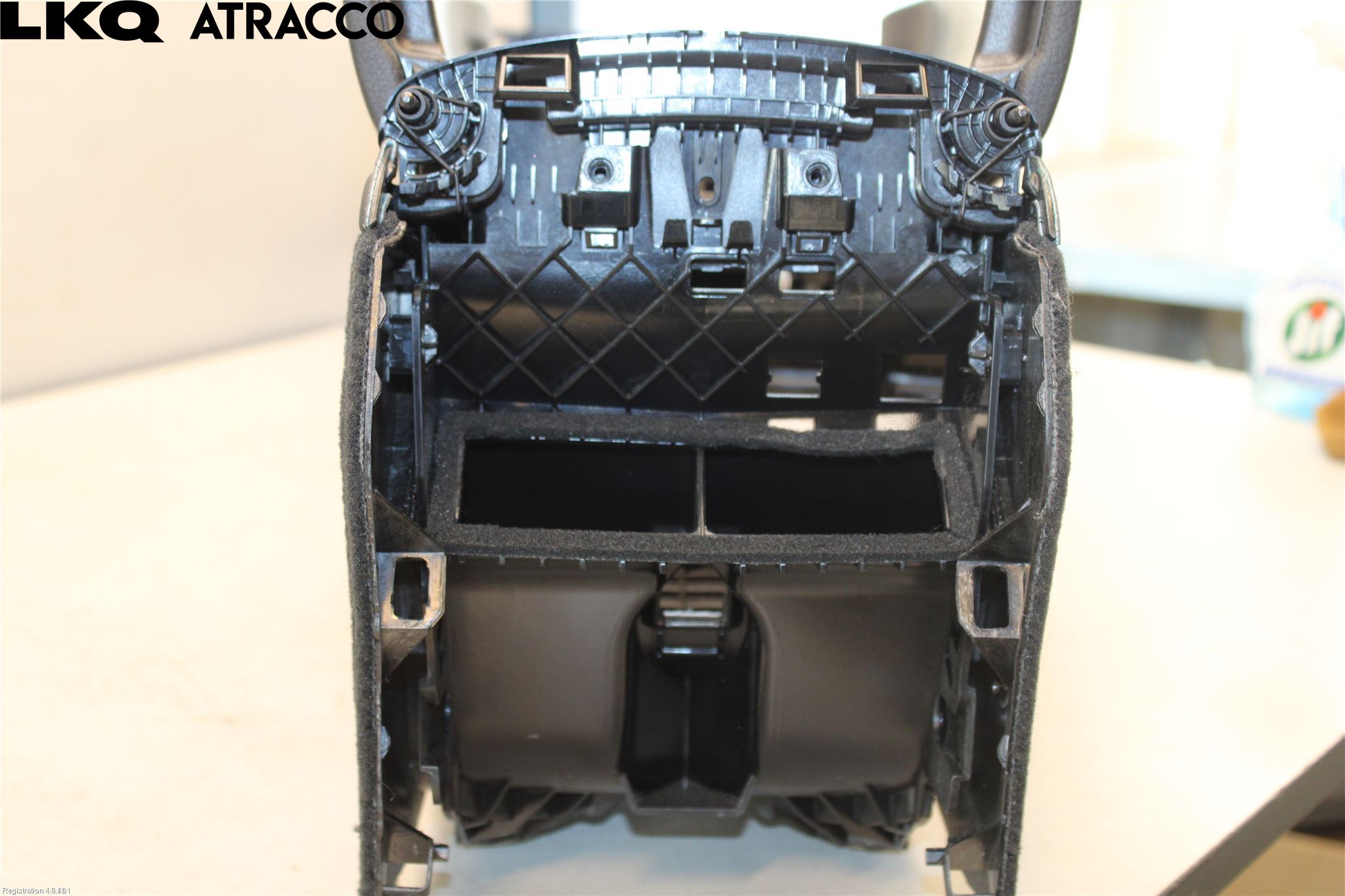 Mercedes-Benz MB E-KLASS (W213) 16-23 Instrumentkonsoll Midt