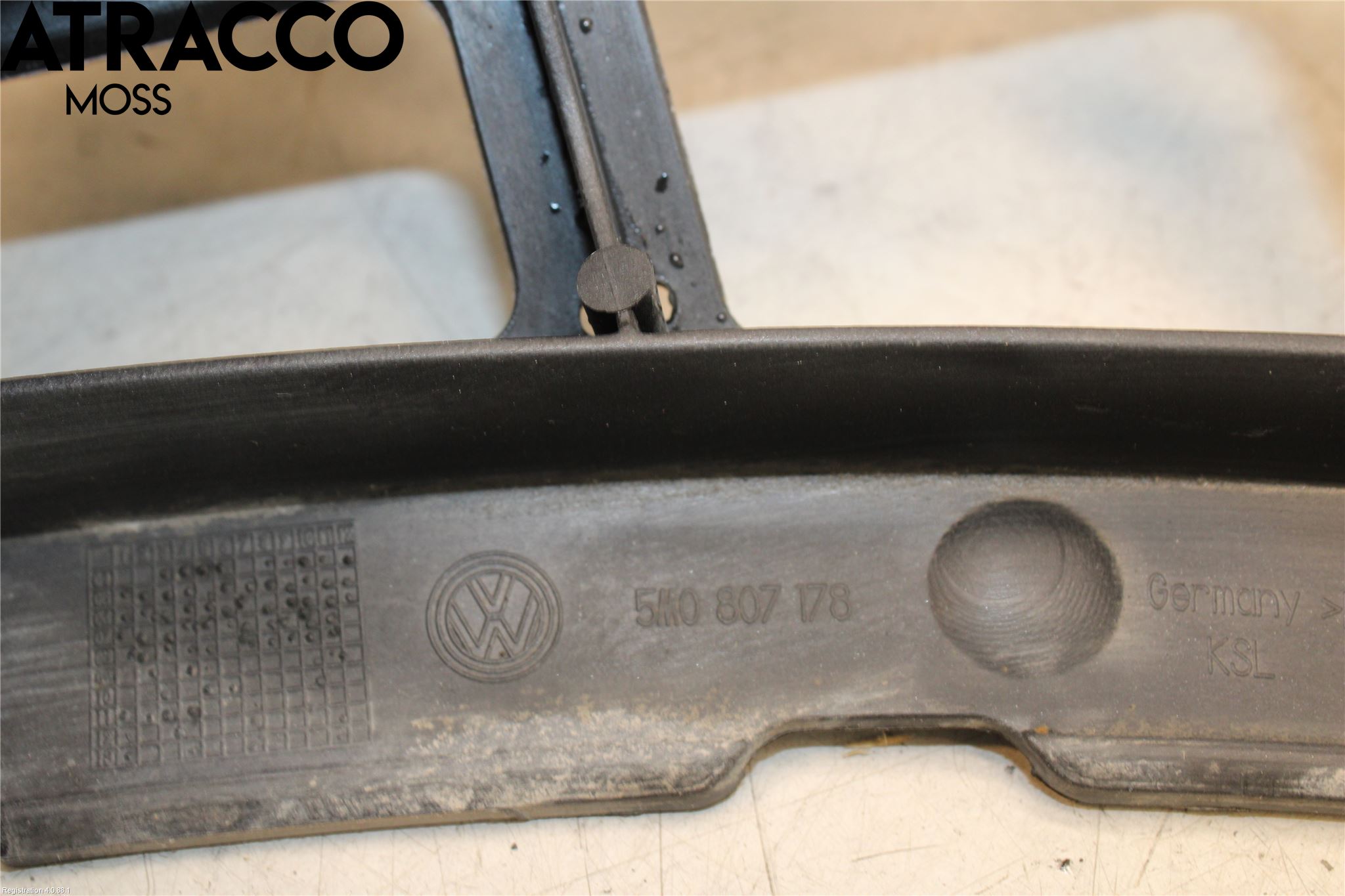 Volkswagen VW GOLF PLUS/CROSS GOLF 04-14 Støtfangerfeste Bak Høyre