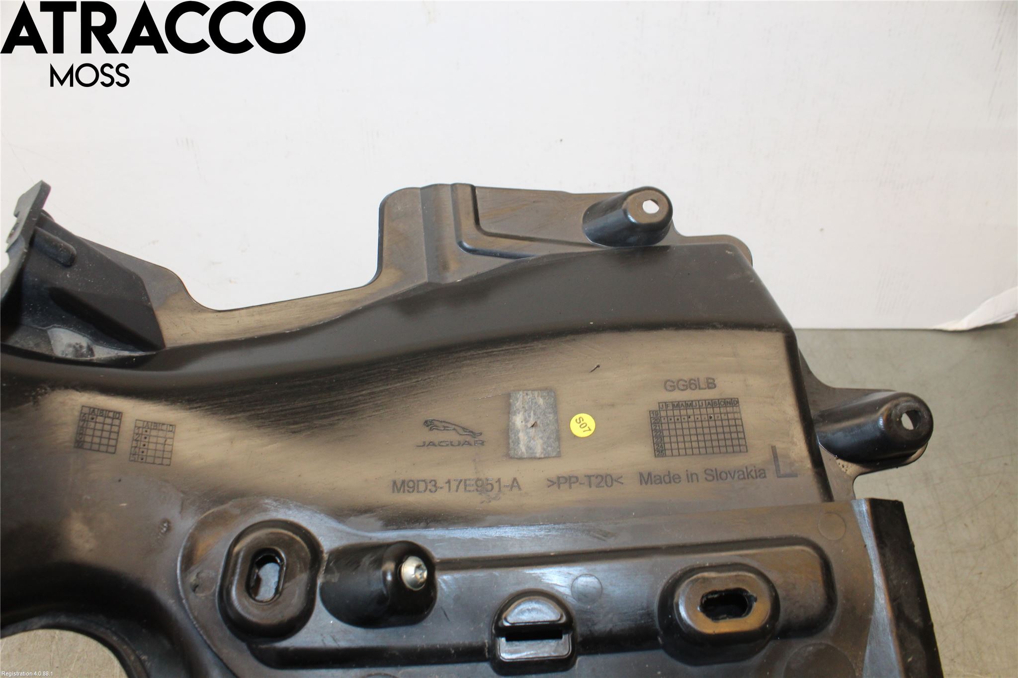 Jaguar I-PACE 18- Støtfanger Foran Horn Venstre