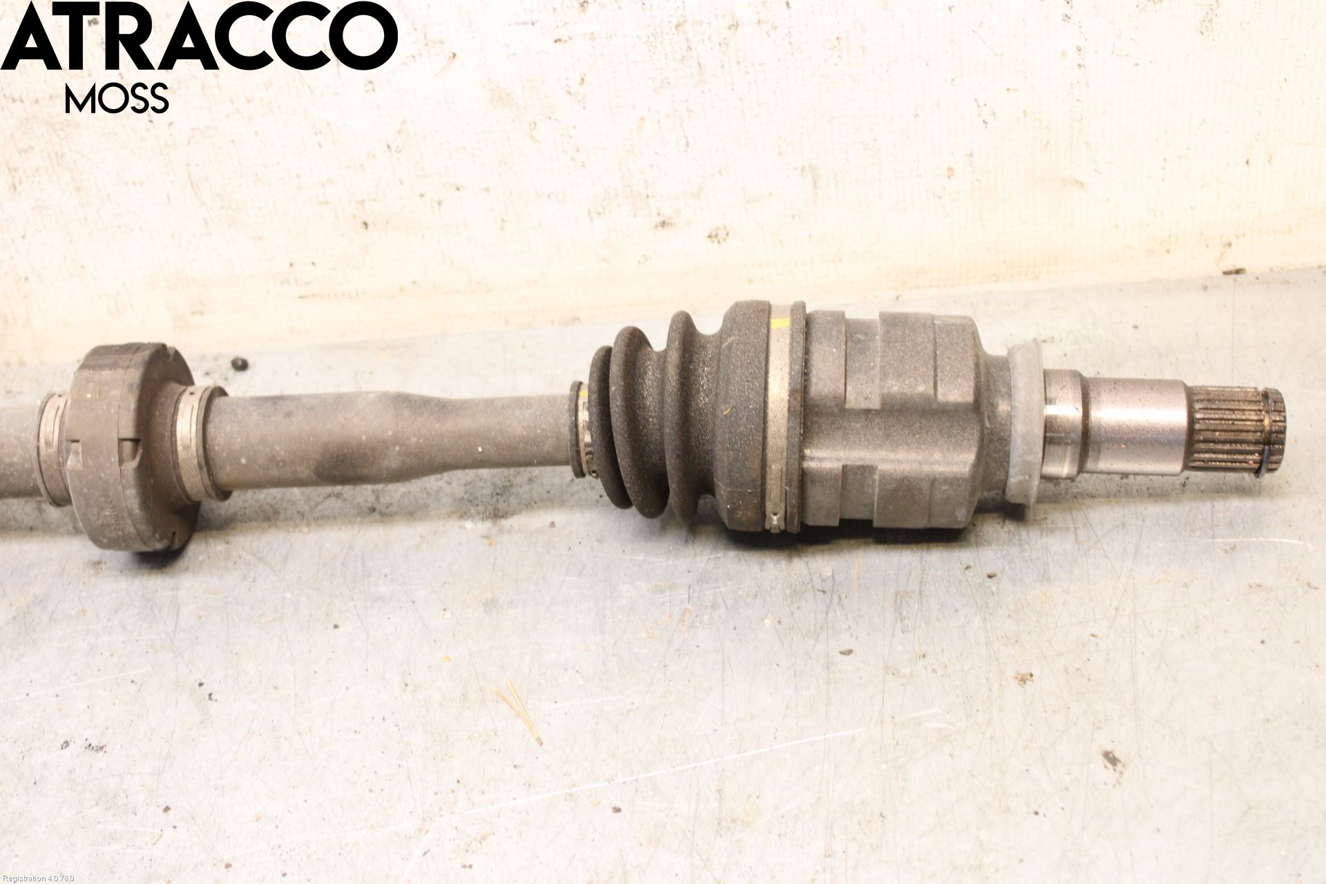 Toyota AURIS 13-19 Drivaksel Foran Kompl Høyre