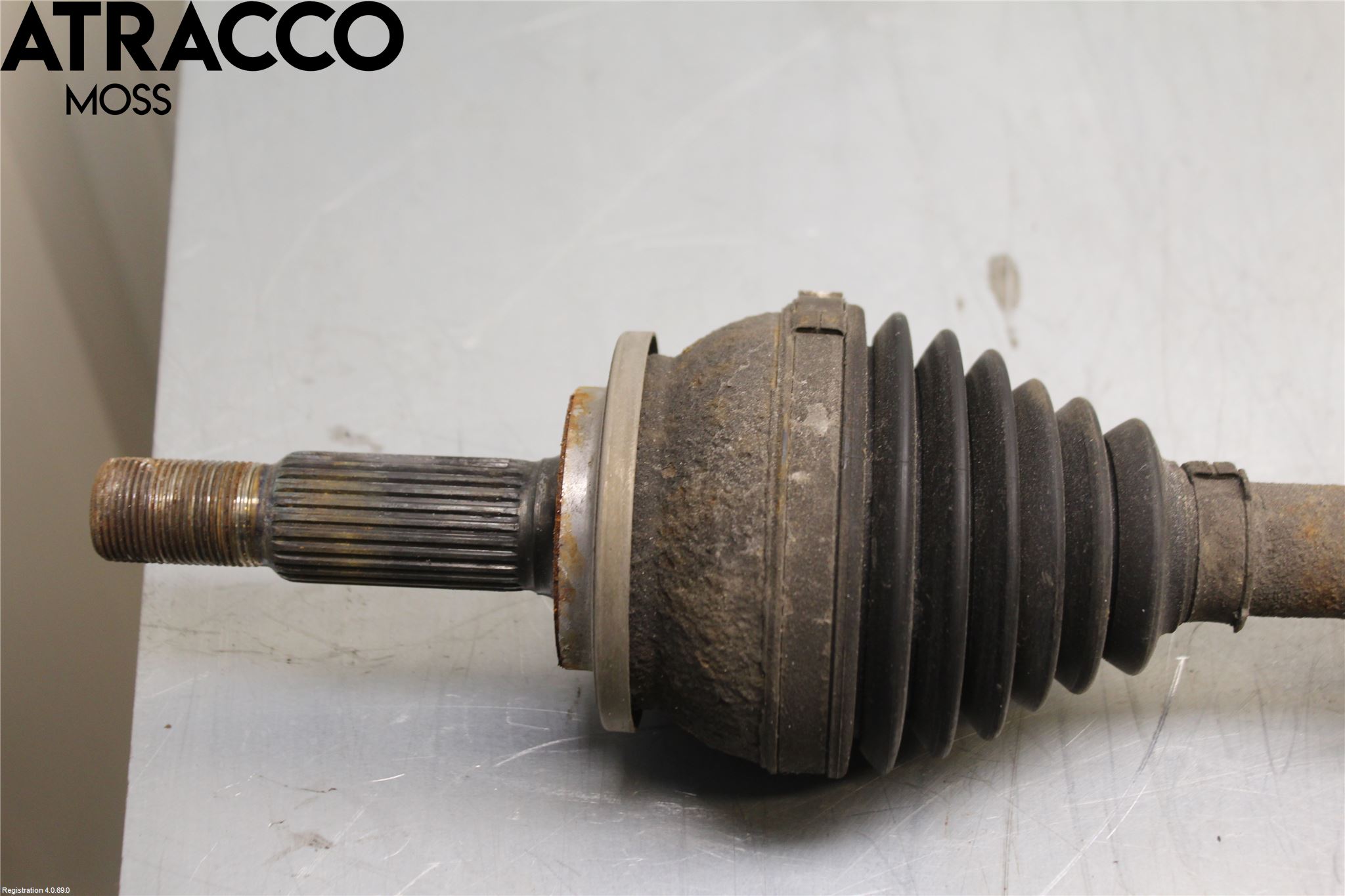 Toyota PRIUS ZVW30 09-20 Drivaksel Foran Kompl Høyre