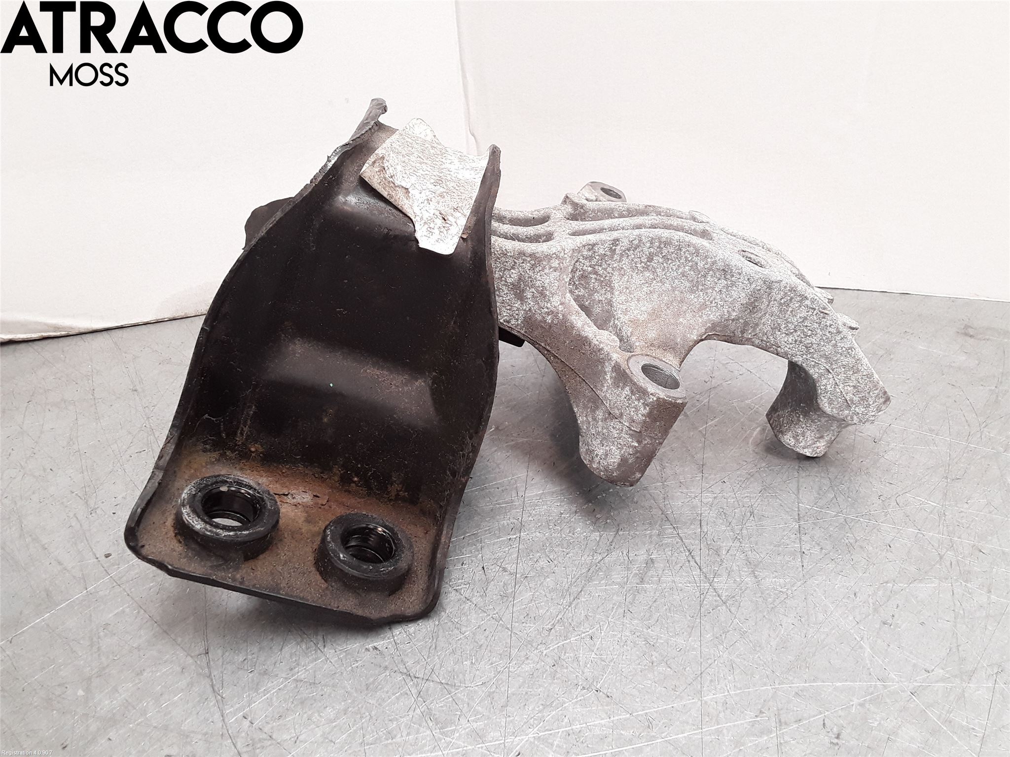 Renault KADJAR 15- Motor Feste Gummi