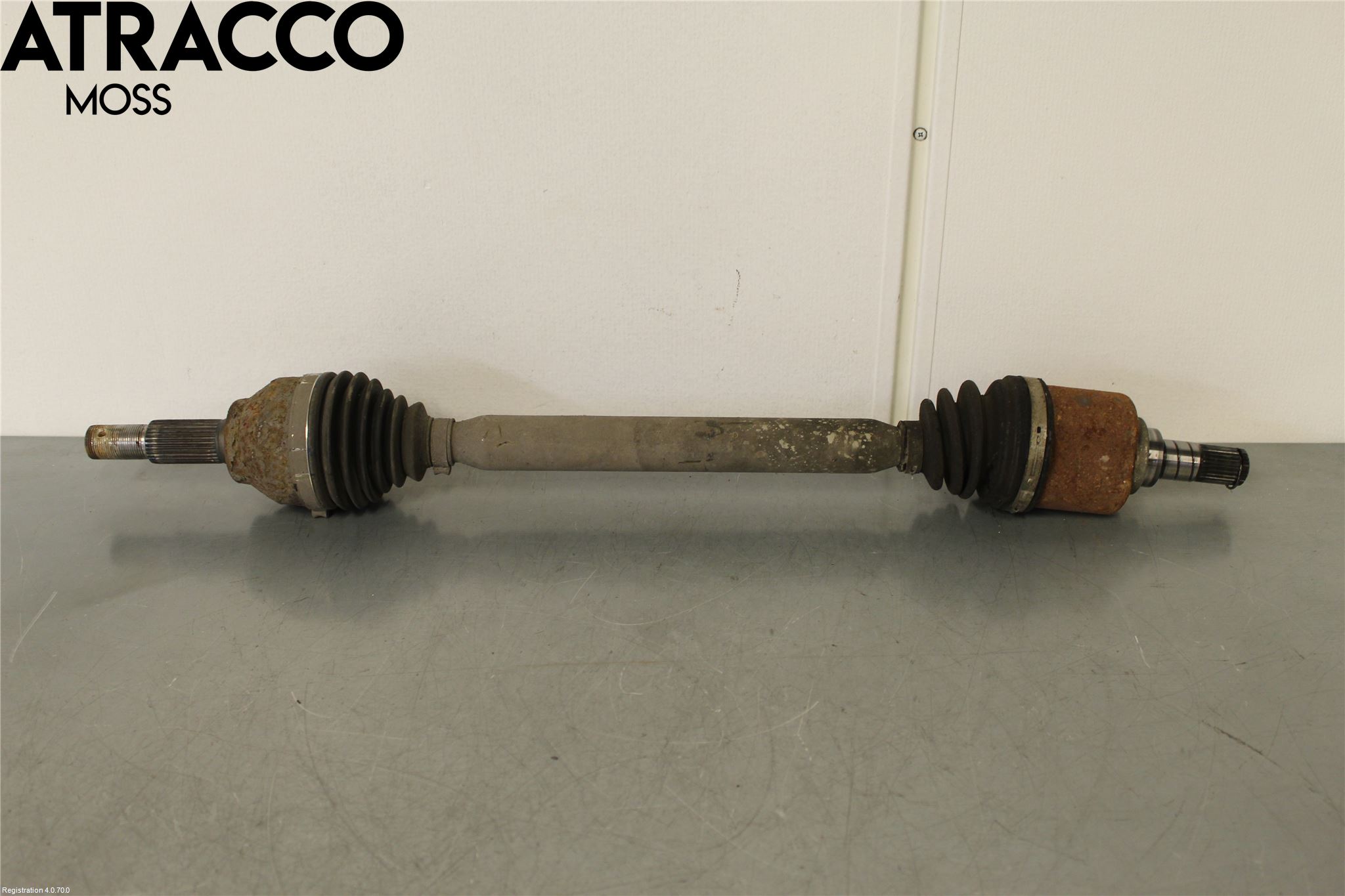 Nissan LEAF 11-17 Drivaksel Foran Kompl Venstre